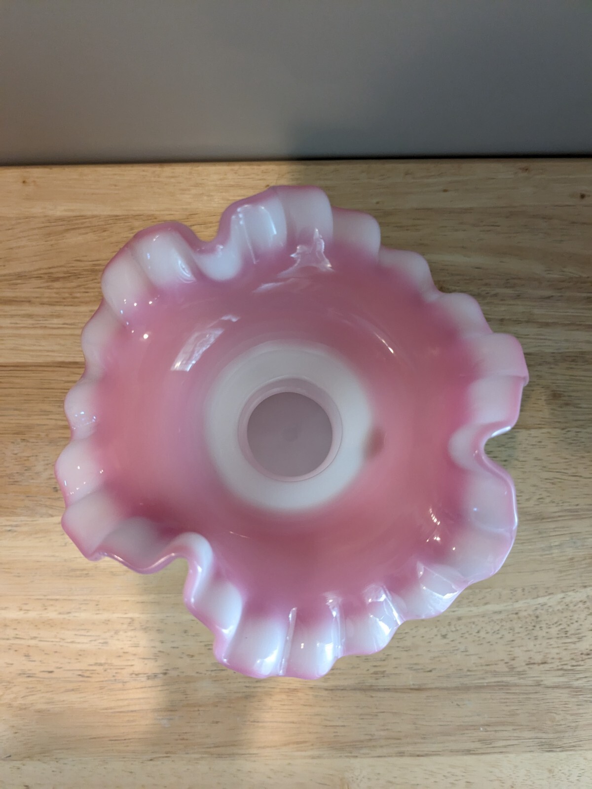 Fenton Rosalene 1997 Glass Messenger Exclusive Melon Hand Painted Vase