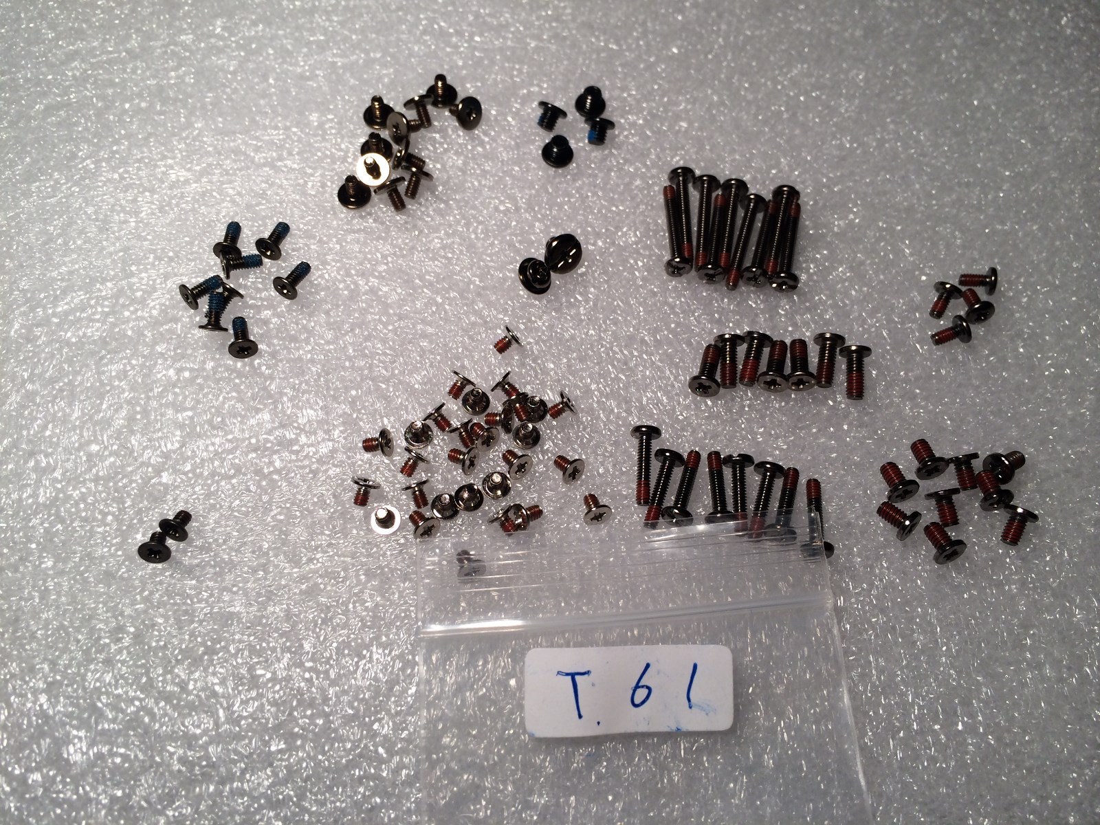 IBM Lenovo thinkpad T61 complete screws set for one Laptop assembly.