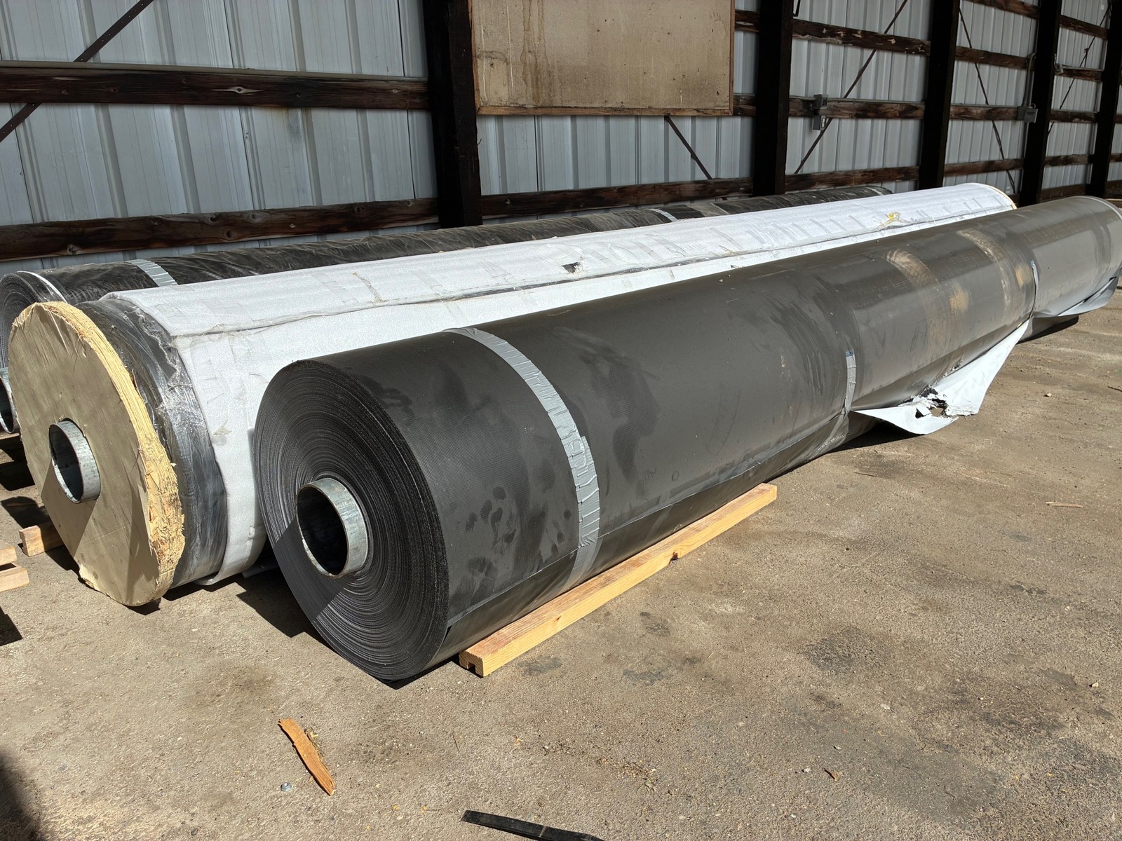 Vinyl Roll - 16' x 4,380'