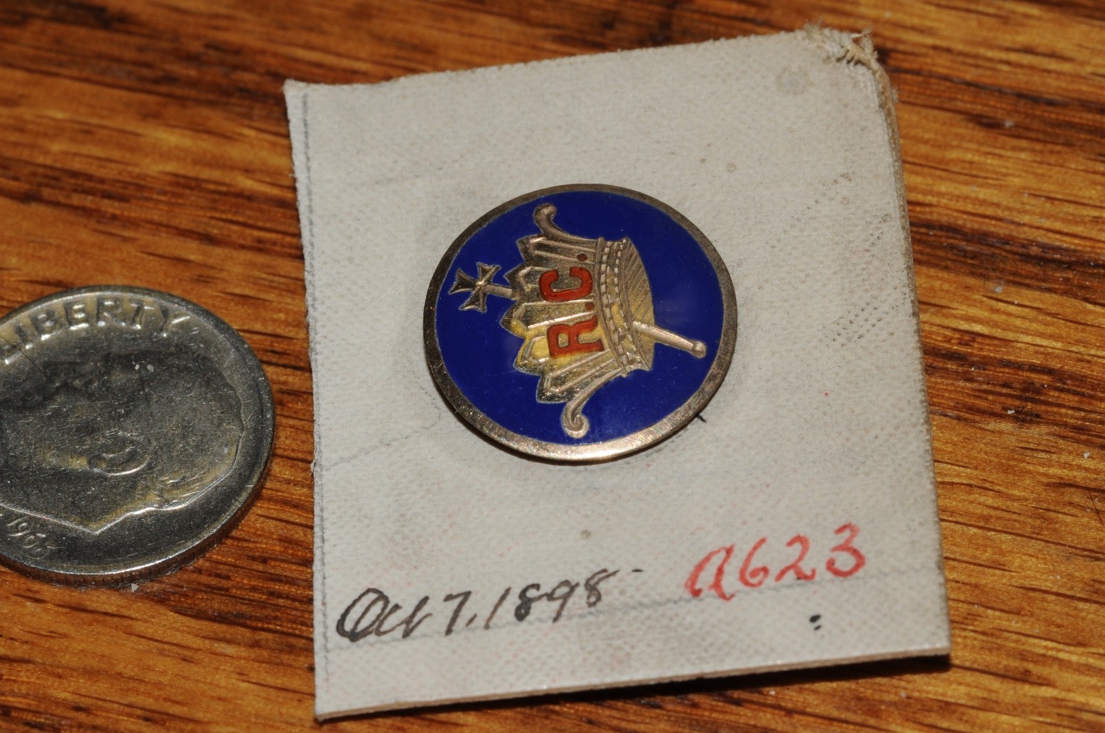 RC Crown Fraternal Organization Lapel Pin Gold Filled 1898 Historical NOS