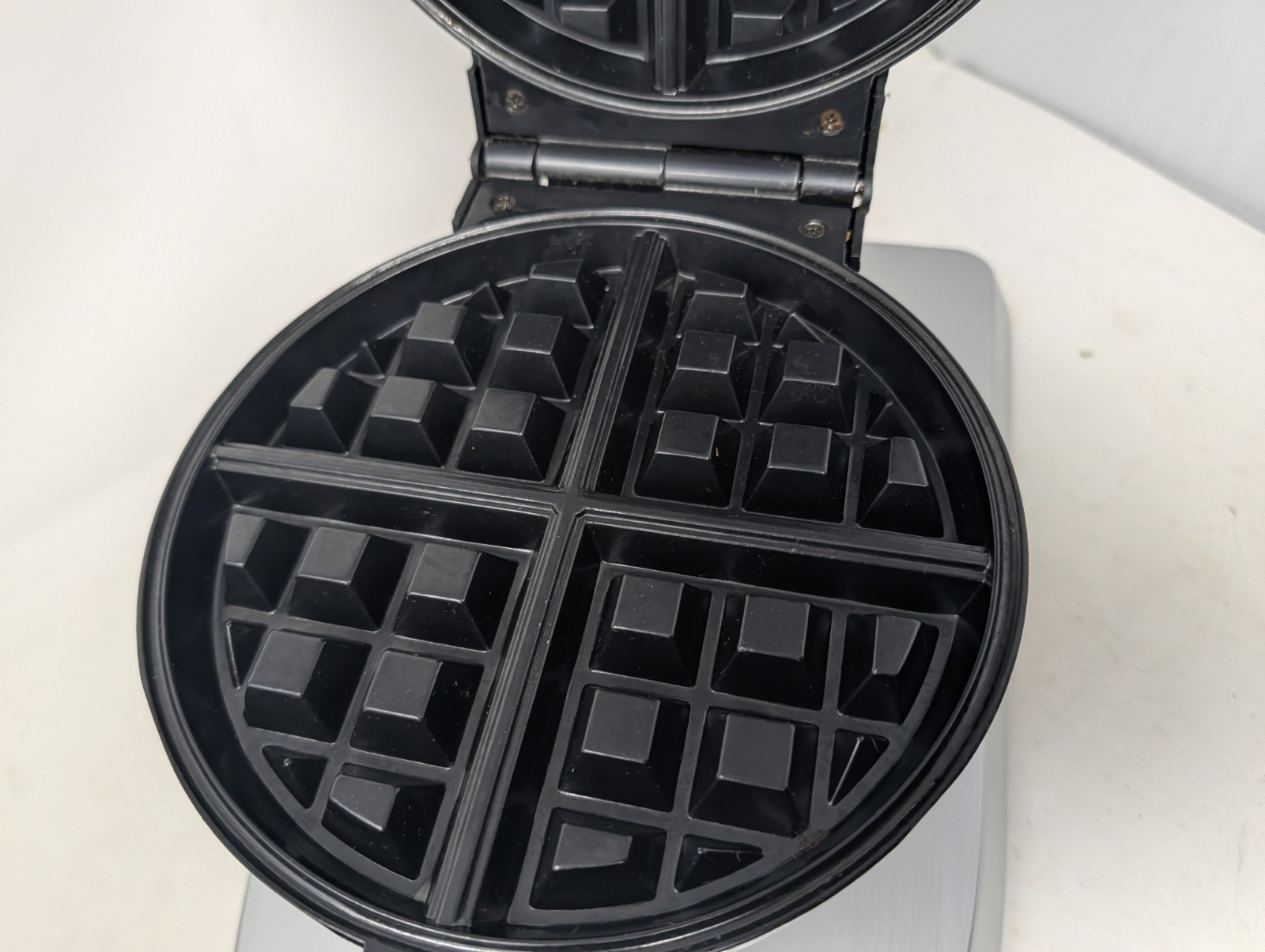 Waring Pro Waffle Maker Belgian WMK300 Stainless Steel Rotating Professional
