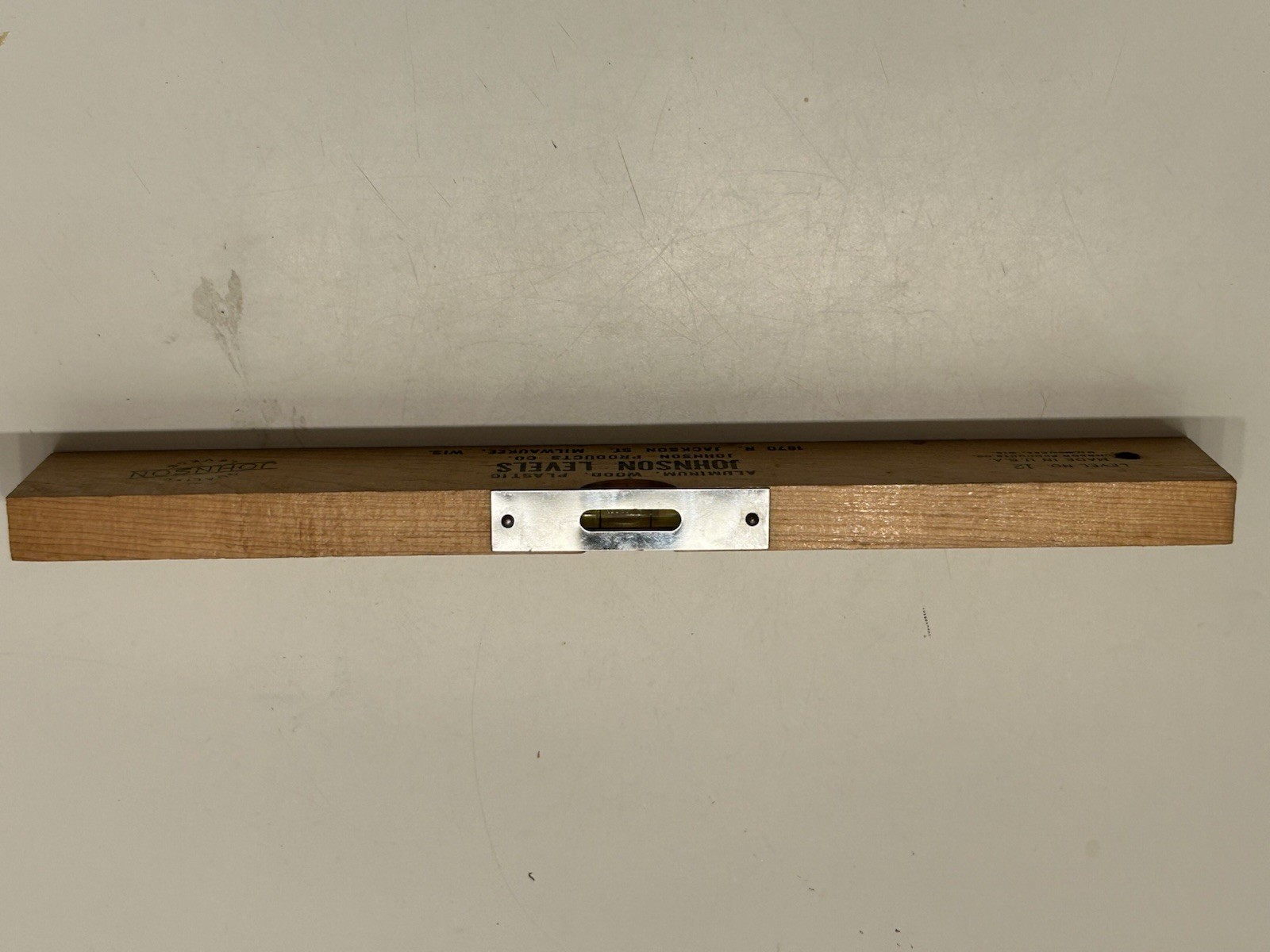 Vintage Wood 12 Inch Level Tool Johnson Levels No. 12 Milwaukee Wis. - USA Made