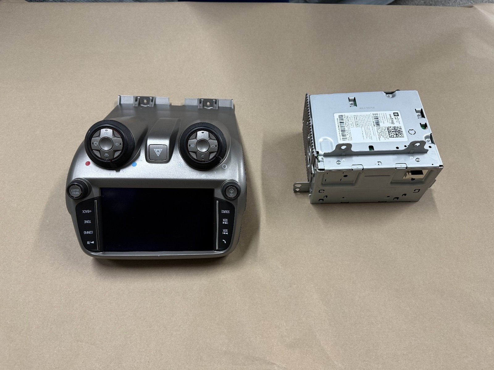 2015 Chevrolet Camaro SS MyLink Premium Radio Face Plate GM - OEM