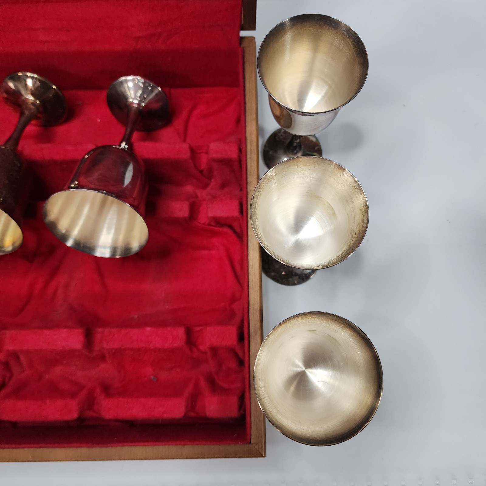 Set of 8 Vtg SALEM Portugal Silverplate water/wine Chalices/Goblets, 6.75" Case