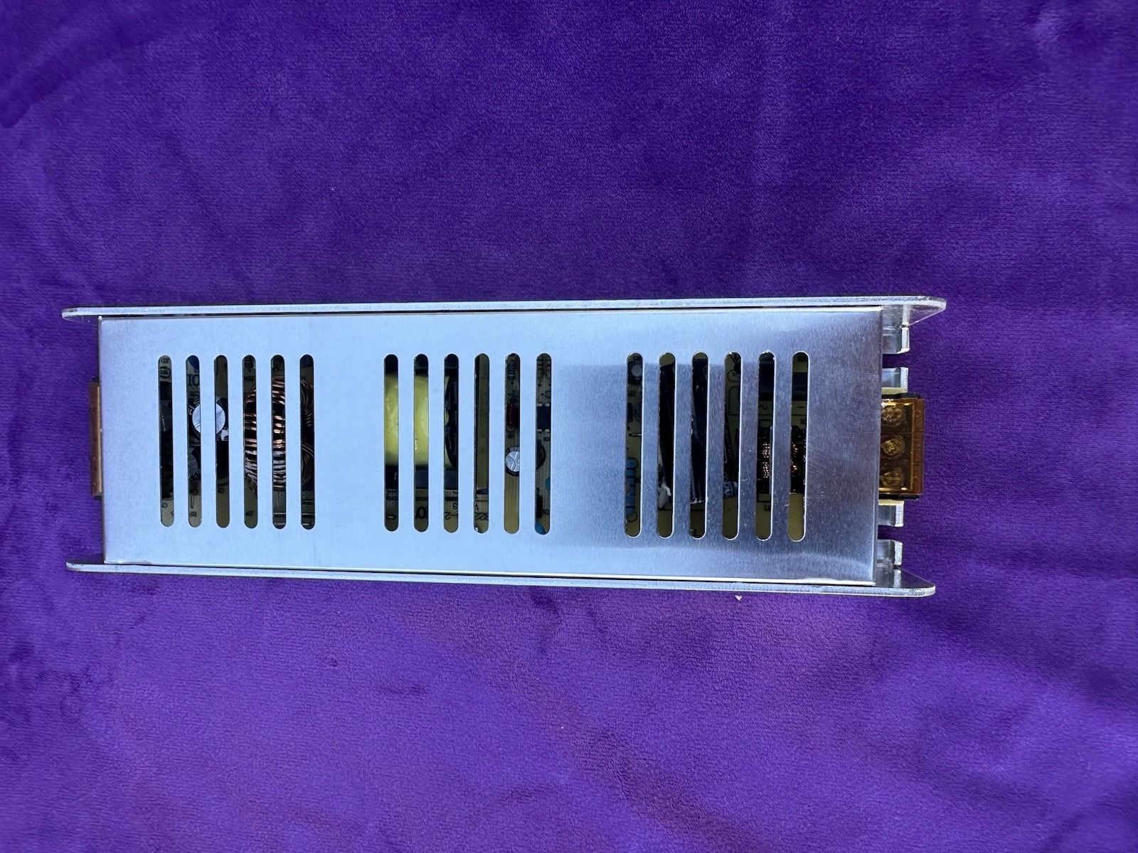 AC 110V/220V to DC 12V 20A 240W Universal Regulated Switching Power Supply Adapt