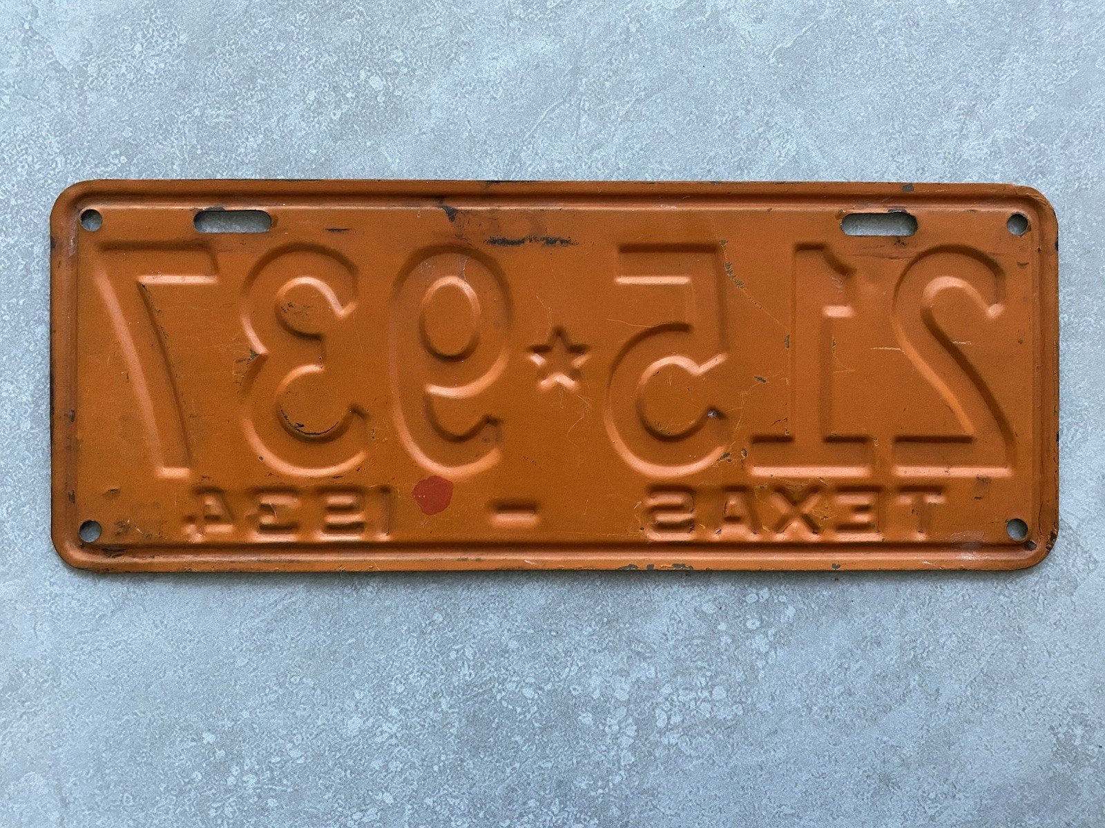 VINTAGE 1934 PASSENGER TEXAS LICENSE PLATE ORIGINAL PAINT