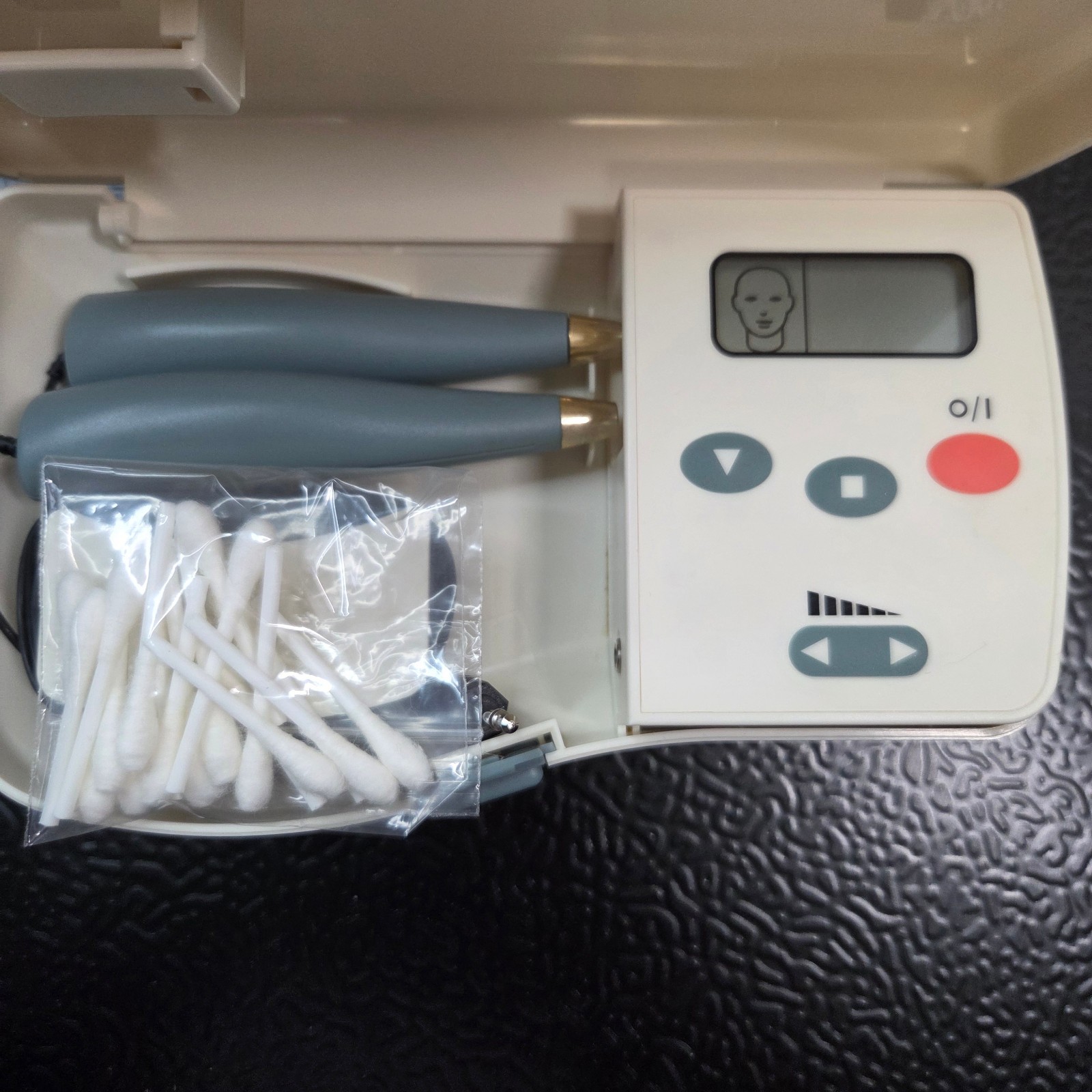 Suzanne Somers Beverly Hills Facemaster ORIGINAL Facial Toning System