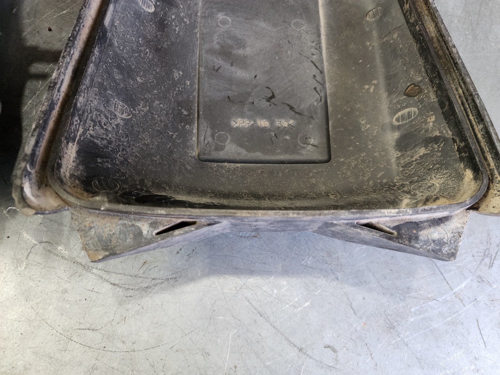 12 - 15 Kawasaki Brute Force 750 Airbox Air Box 11010-0152