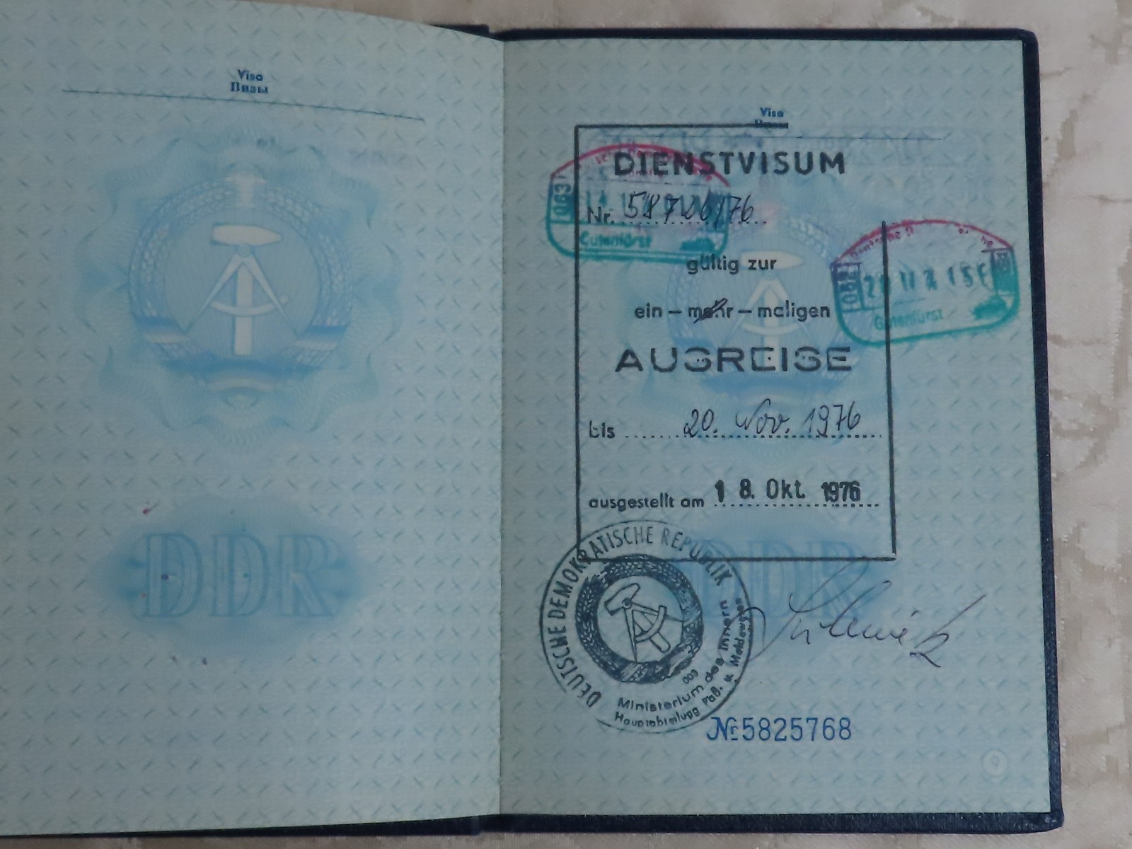 Passport DDR With Many Stamps ! E