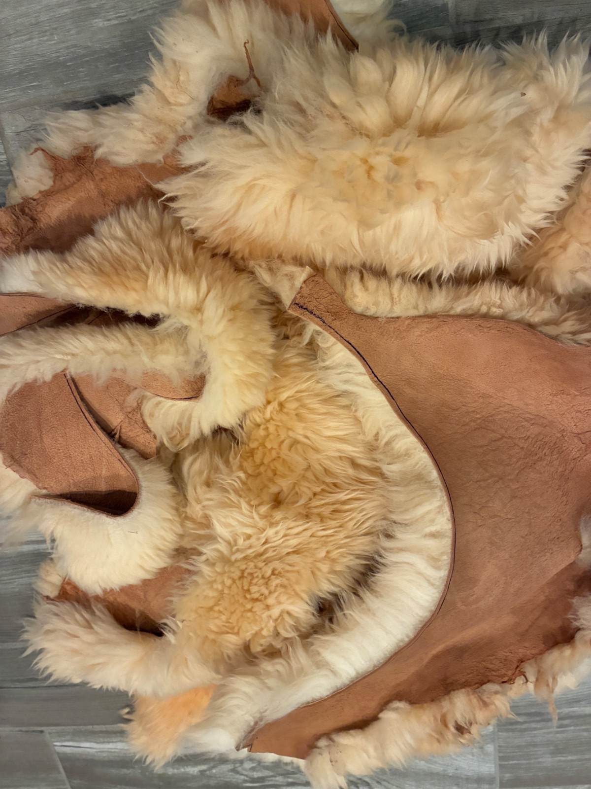 ½ LB Genuine Sheepskin Shearling Scrap Pieces Craft Fur Wool Leather DIY