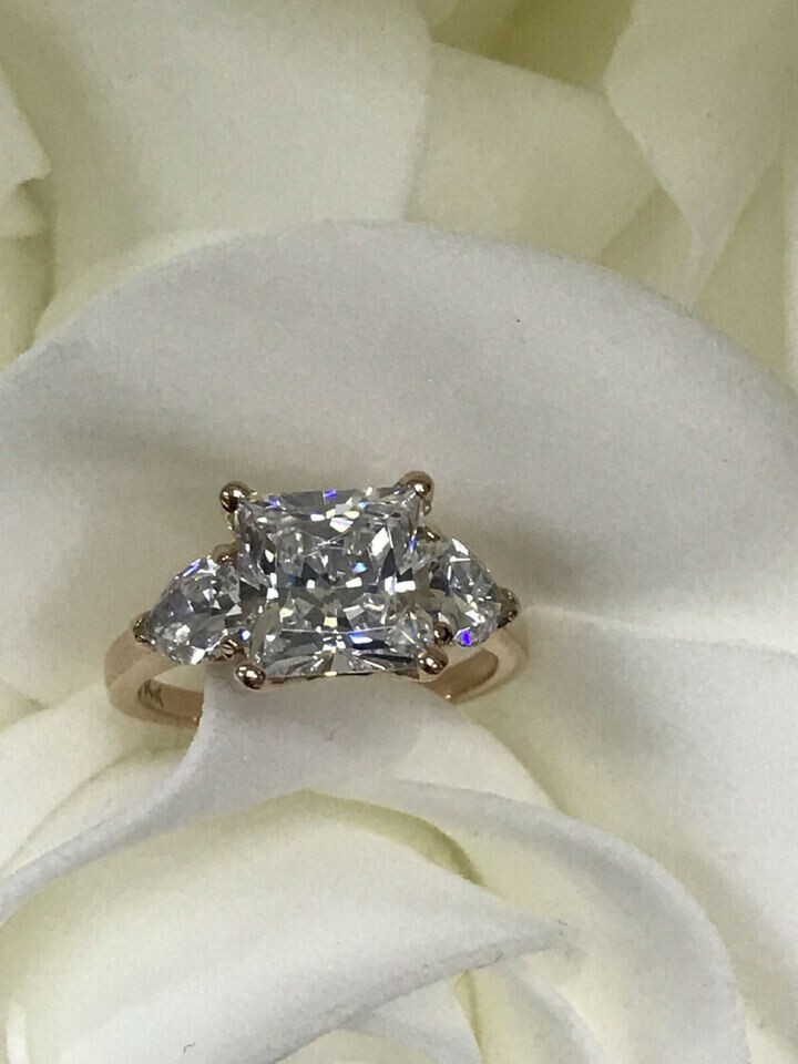 4.00 Ct Princess Cut Moissanite Three Stone Engagement Ring 14K Yellow Gold