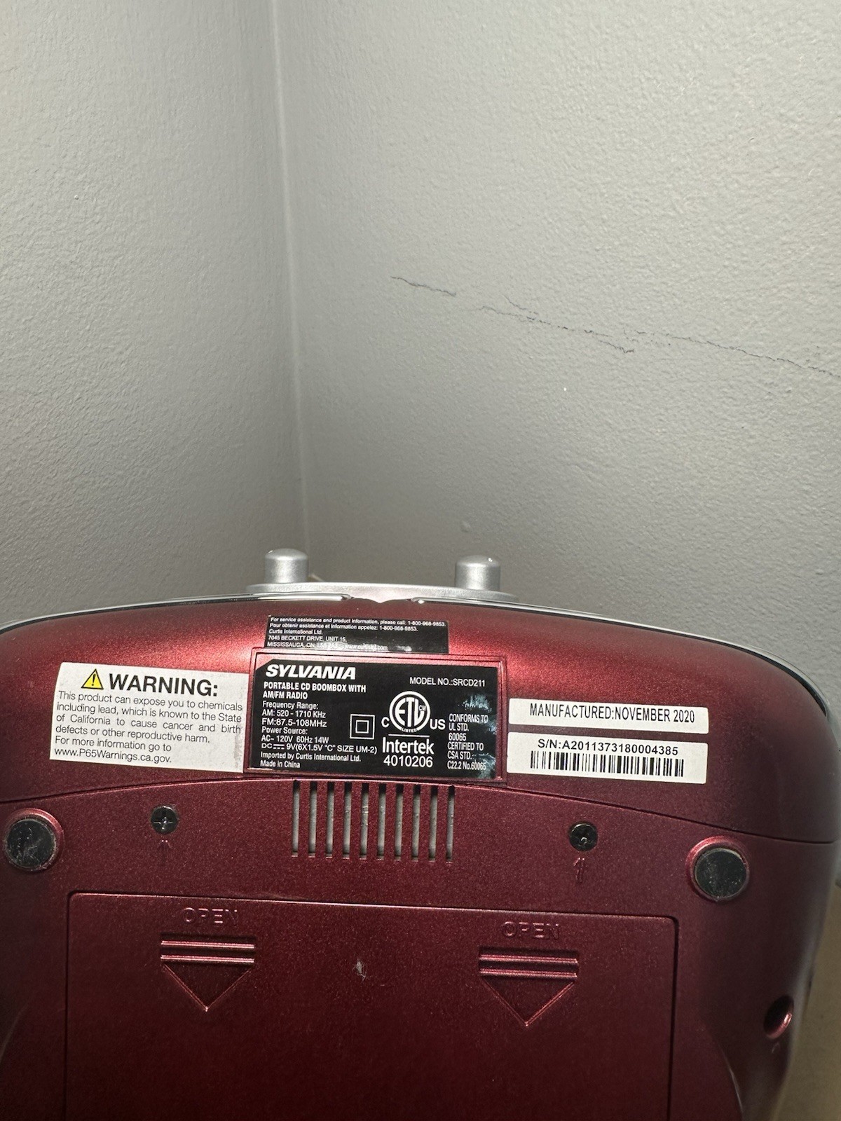 SYLVANIA SRCD211 Red Portable CD Boombox AM/FM Radio CD Player AUX In