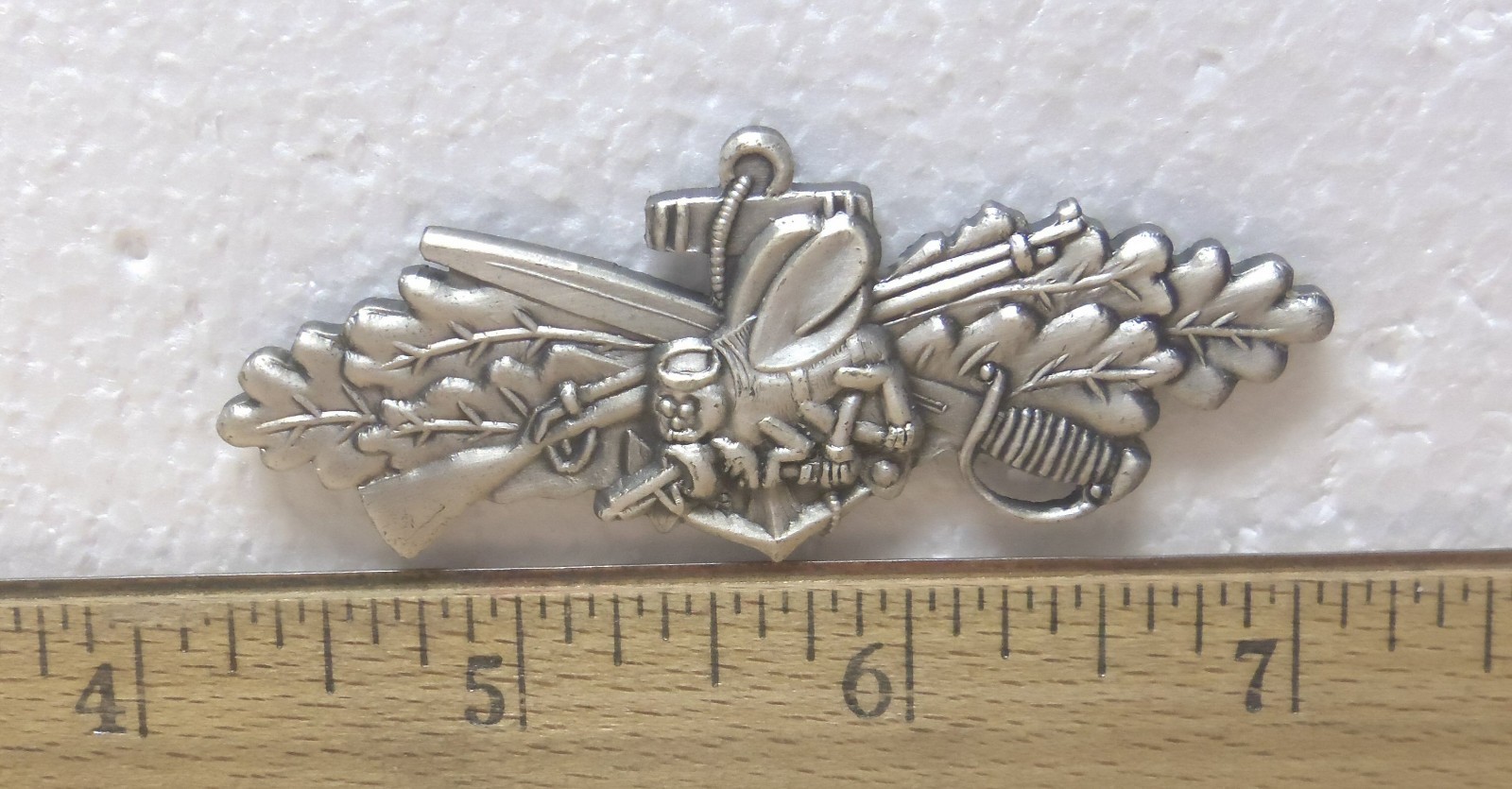 Large US Navy - Seabees Combat Service Pin
