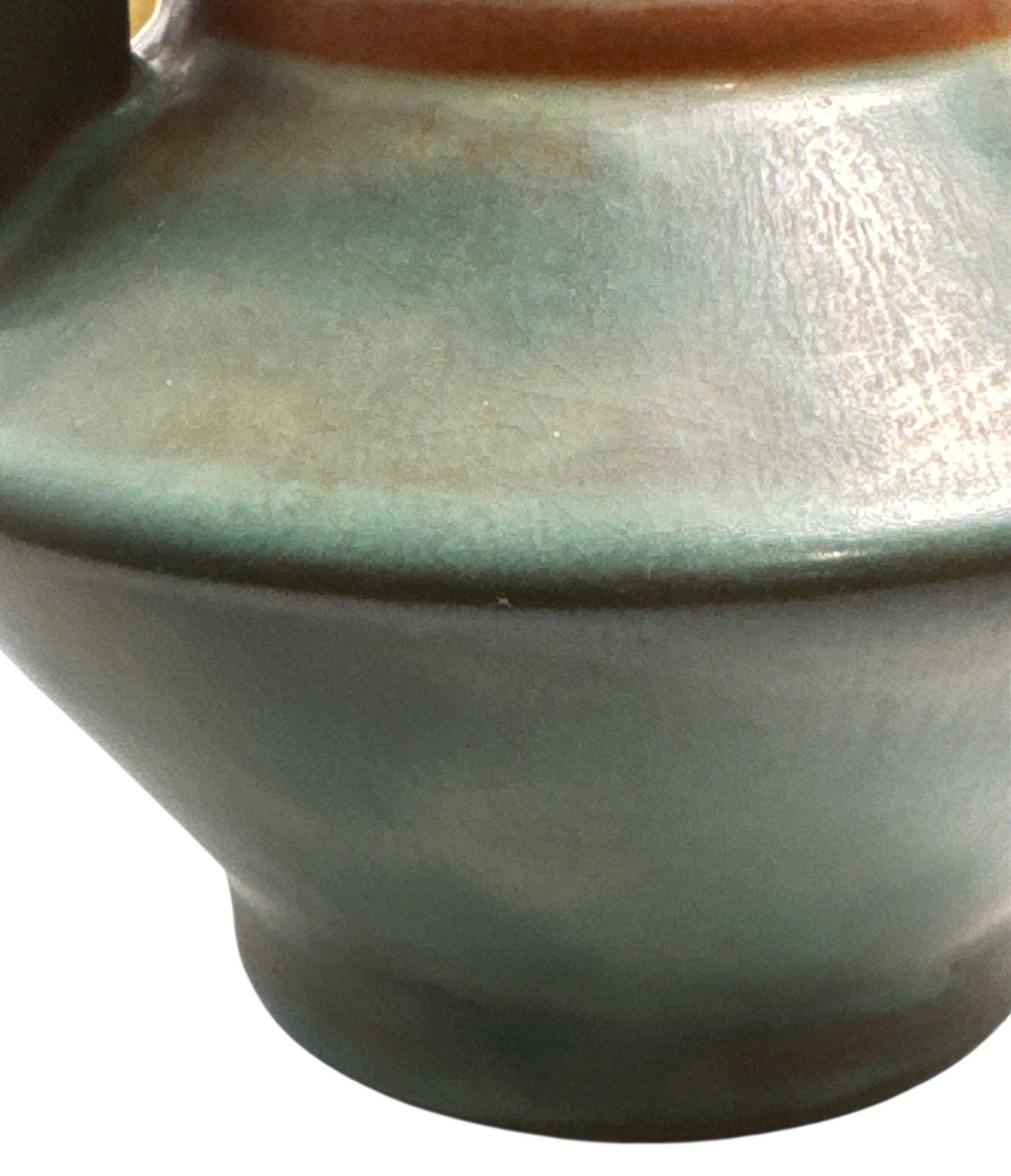 Vintage ROSEVILLE FUTURA Art Deco TELESCOPE Urn Vase #382-7 Tan/Green 7”