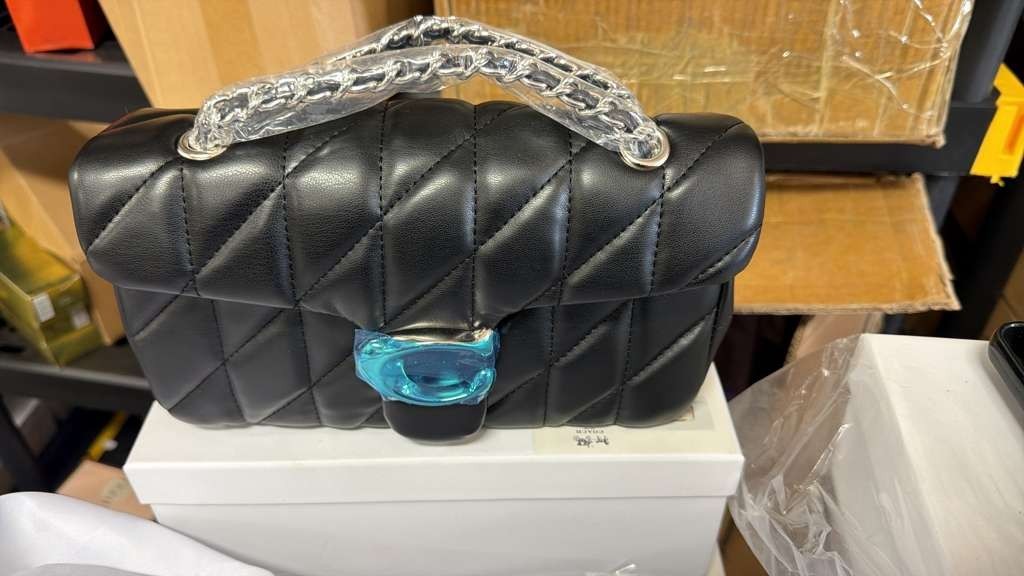 Tabby CP149 Shoulder Bag 20 Quilted Black Silver NEW - Caoch (Discounted Price)