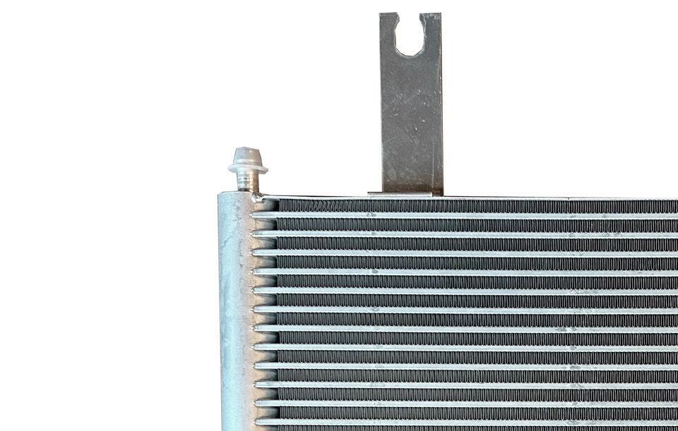 Transmission Oil Cooler For 2003-2004 Ford F-350 Super Duty 6.0L