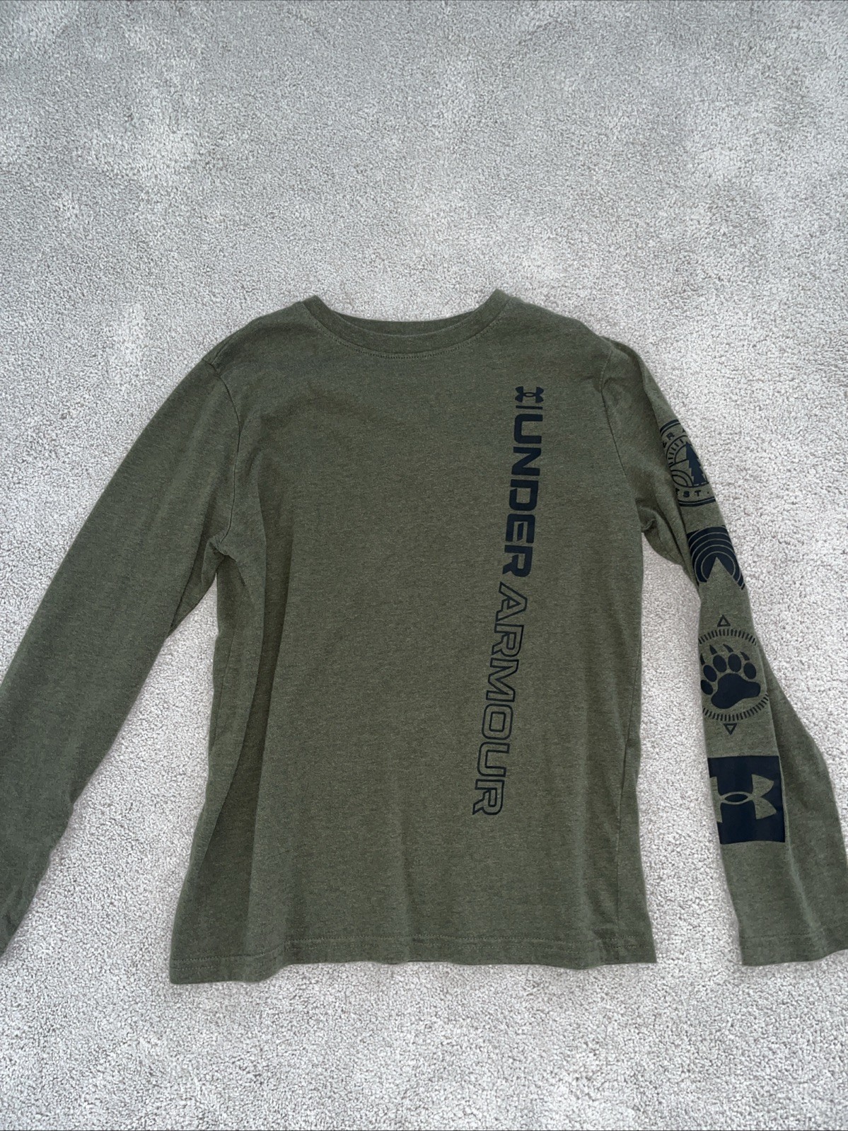 UNDER ARMOUR LONG SLEEVE T SHIRT JUNIOR MEDIUM