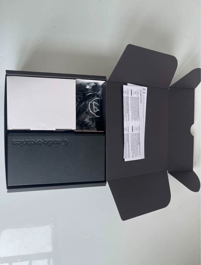 Audio-Technica AT4040 Cardioid Condenser Microphone New