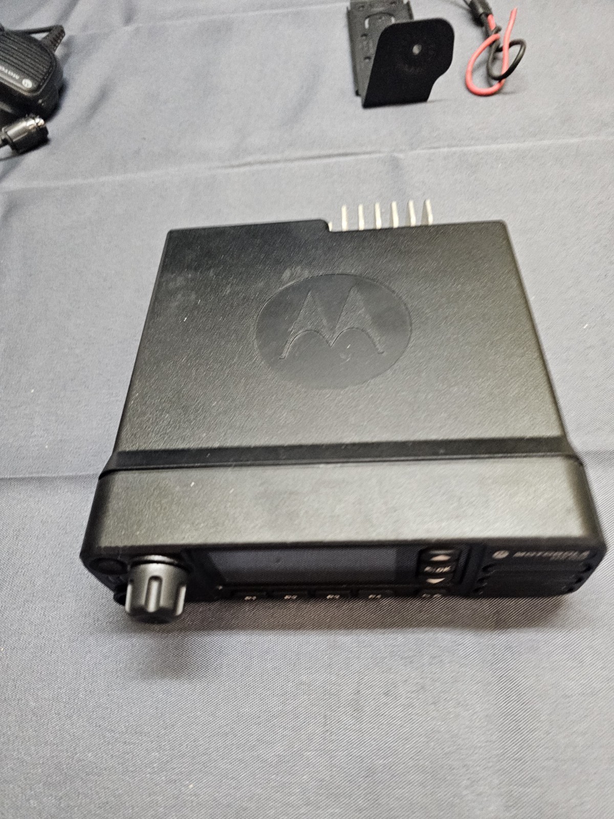 Motorola MOTOTRBO XPR5550 UHF 403-470 MHz Two Way Radio AAM28QPN9KA1AN