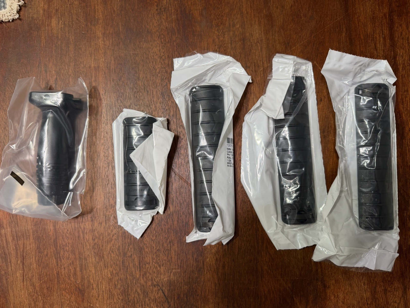 P&S 4U486 11 Rib Rail Cover Set W/ Broomstick