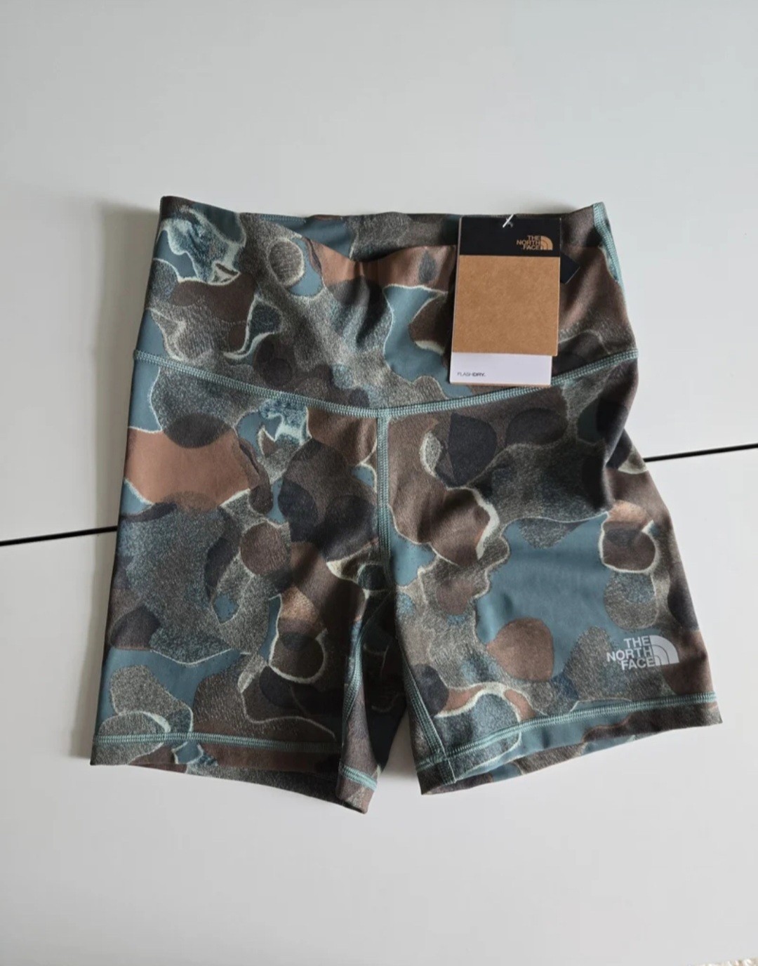 The North Face- Elevation Dark Sage Camo Texture Print Bike short-Size S NWT