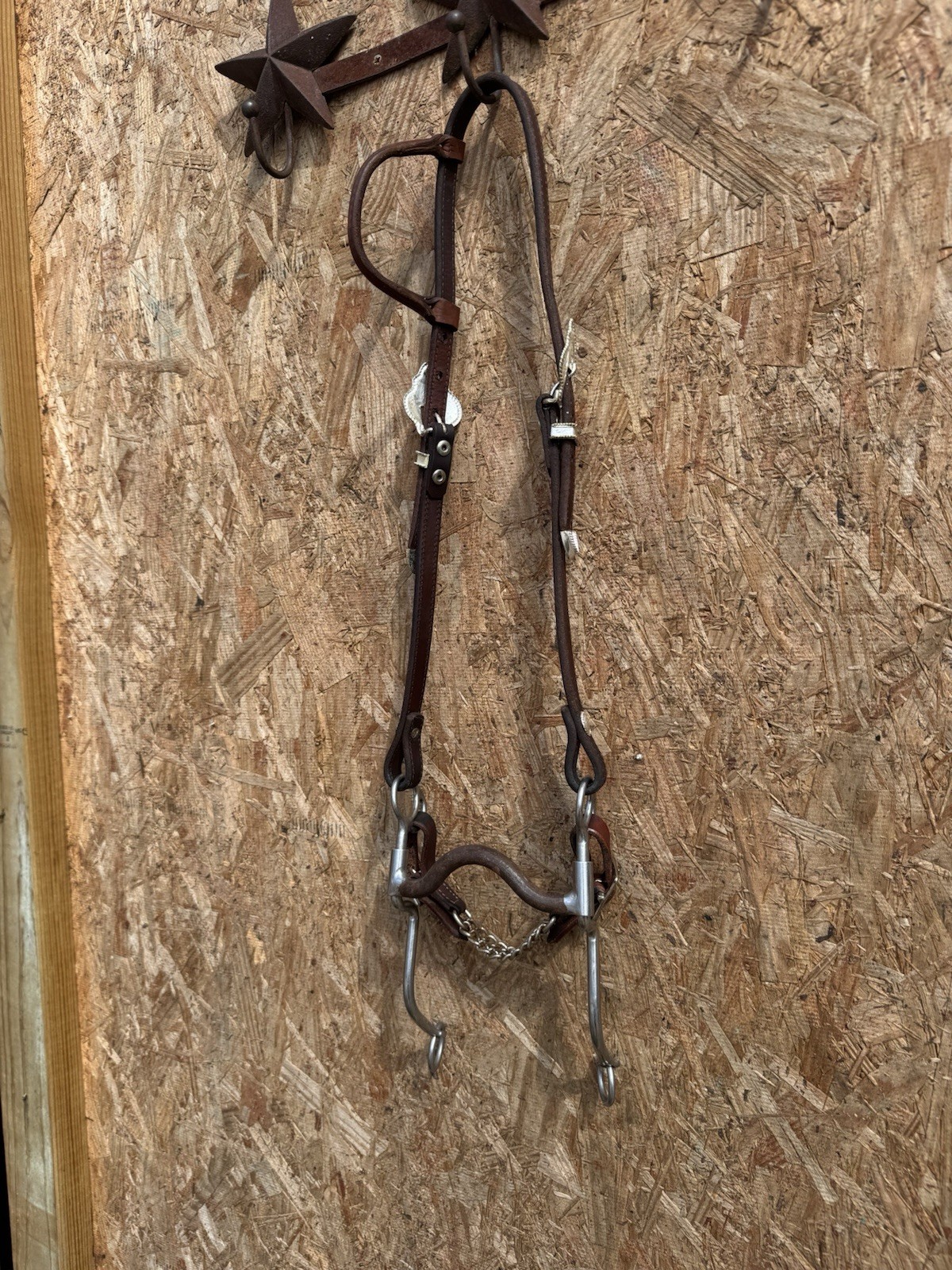 USED CIRCLE Y STAMPED SILVER ONE EAR HEADSTALL REINSMAN LIFTER CURB BIT