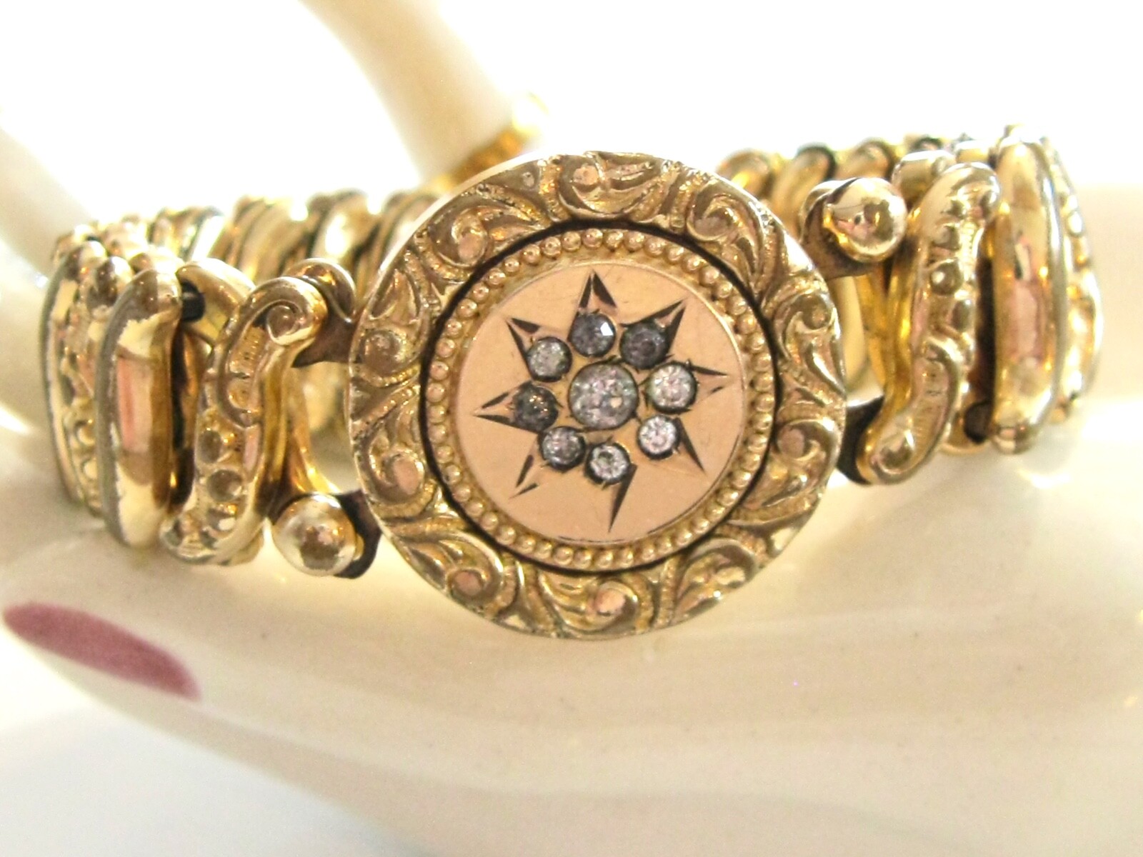 VINTAGE 1940'S WWII ERA SWEETHEART EXPANSION STRETCH BRACELET w RHINESTONES ACME