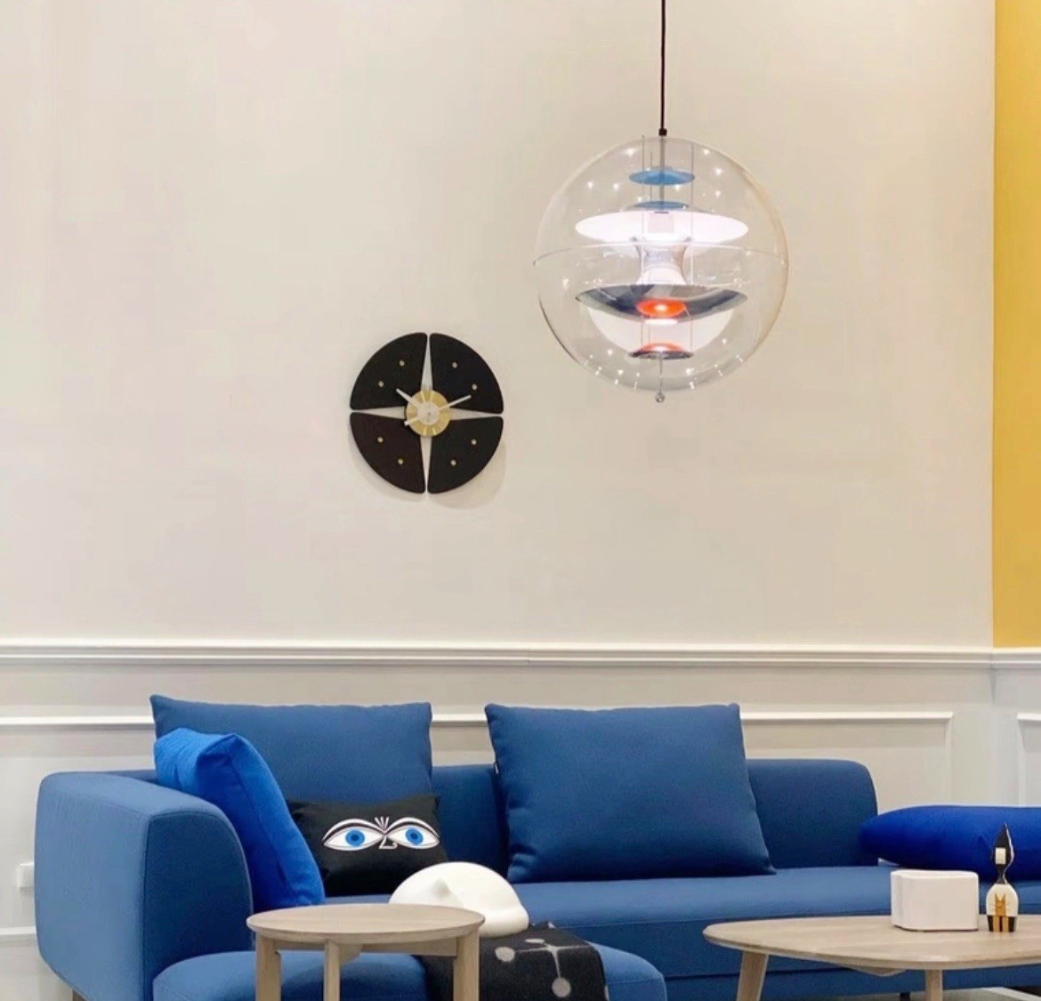 Tullip. Verpan Vp Globe Look A Like verner panton