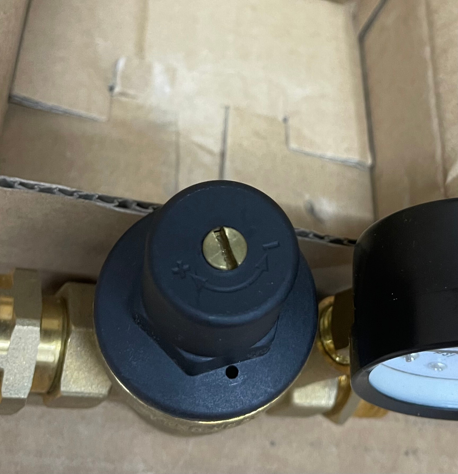 Water Pressure Regulator For RV Lead-free Brass Adjustable Reducer Gauge 3/4"