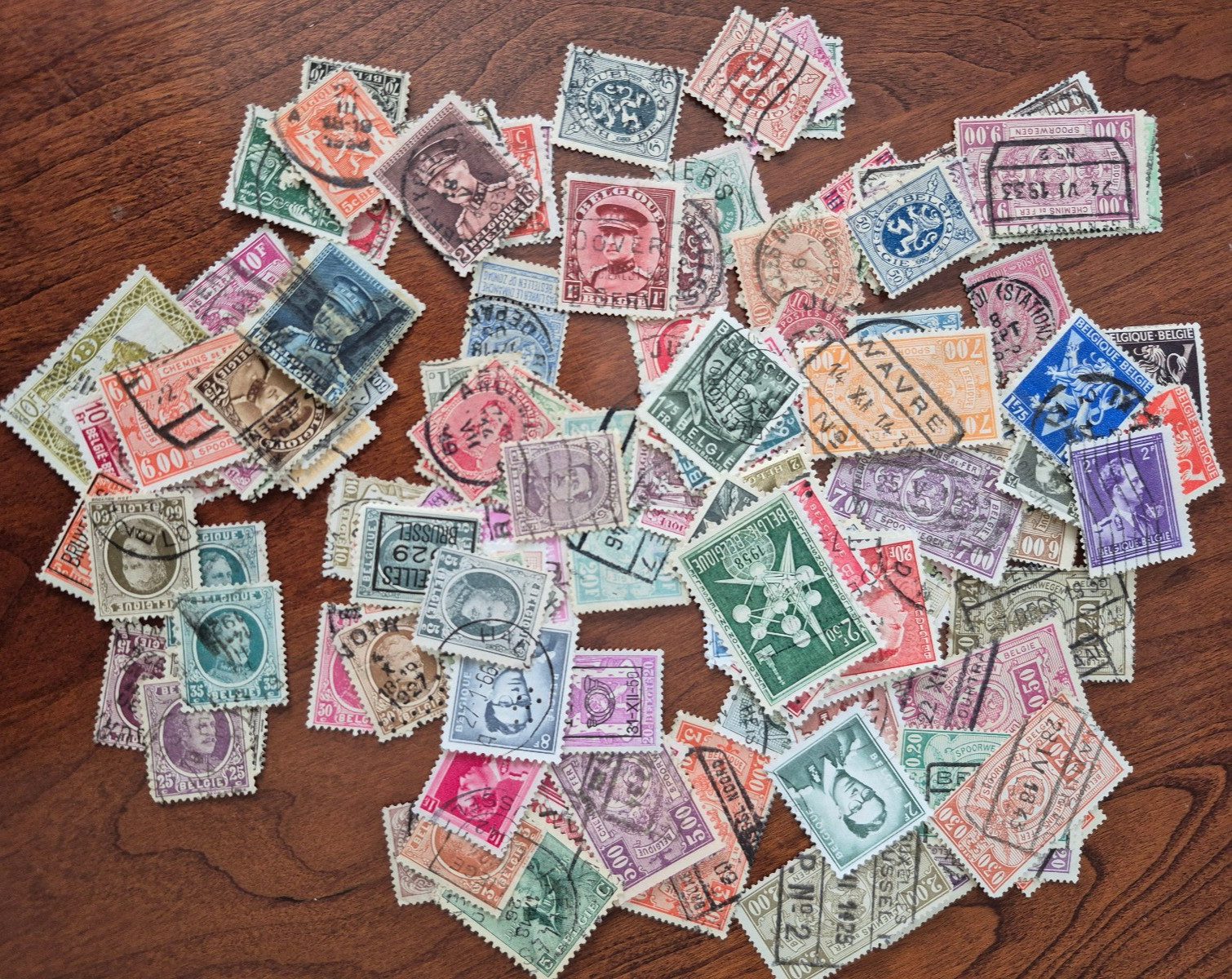 Lot of 130+ different stamps from Belgium; late 1800's to 1960's