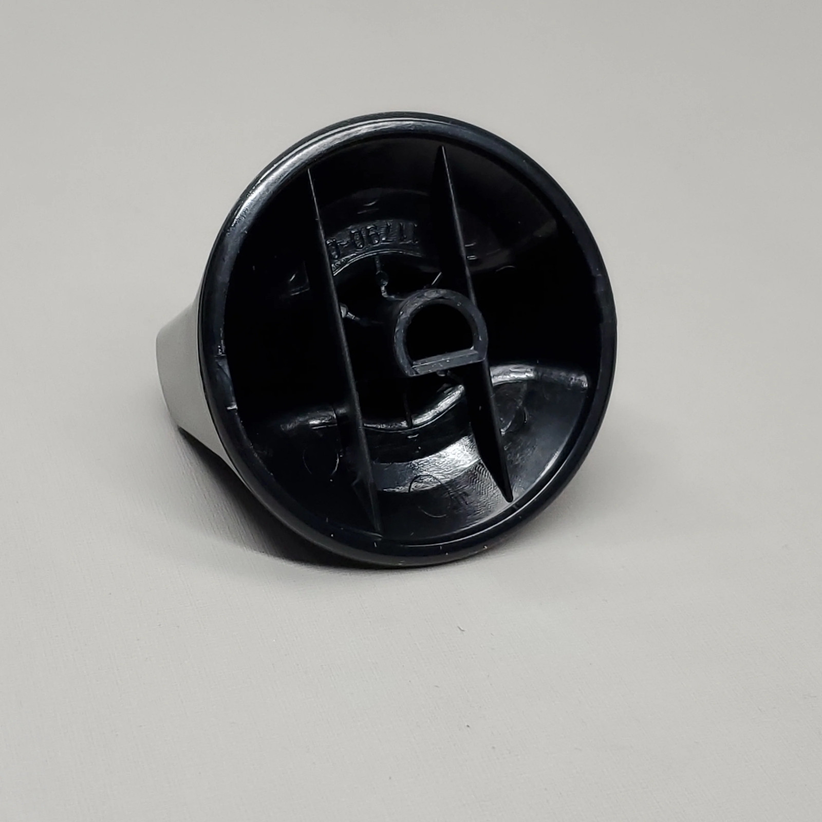 MONTAGUE 50472-6 Knob, Black (New)