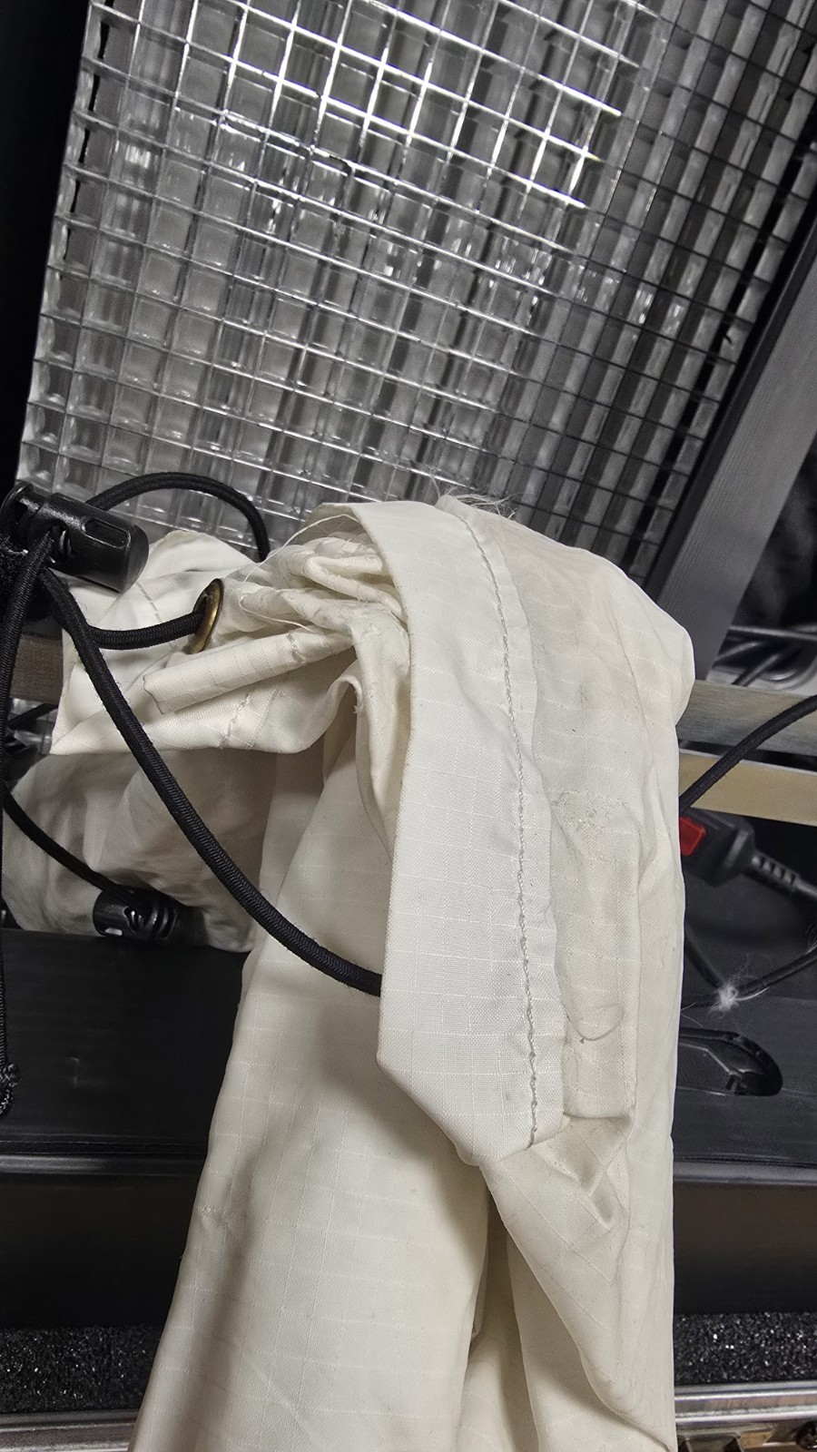 Kino Flo Diva Lite 401 Kit (120VAC) - Full Set of Extra Bulbs & Lg Hard Case