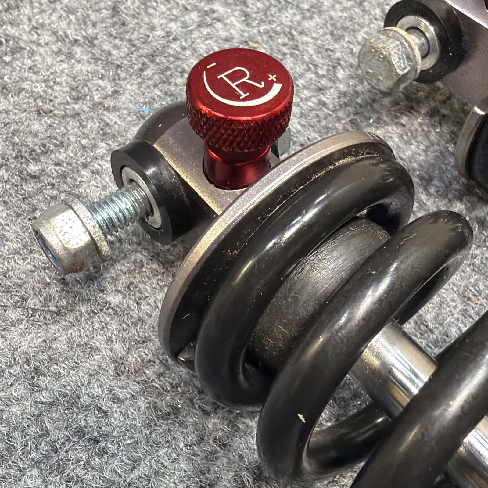 2 Permobil Shock Absorbers Air/Oil/Coil 308977-000 C300 C350 C500 #96