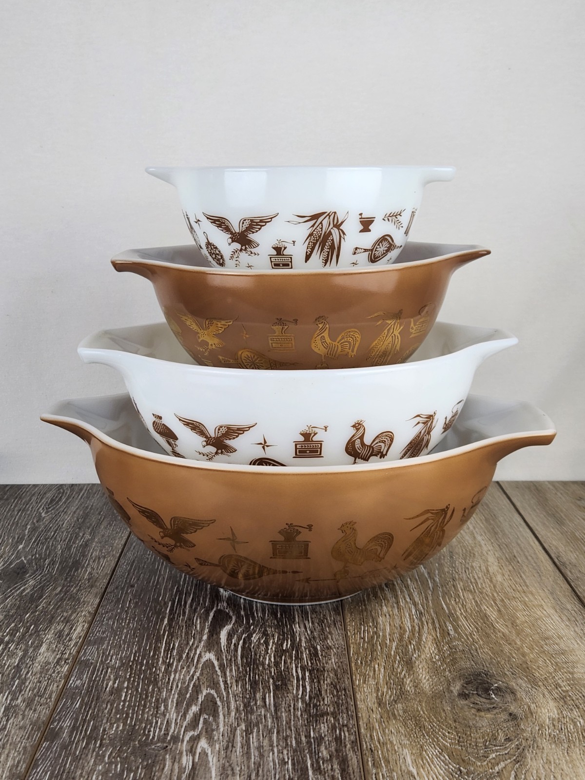 Pyrex Early American Cinderella Nesting Bowls - Set of 4 - Retro Kitchenware