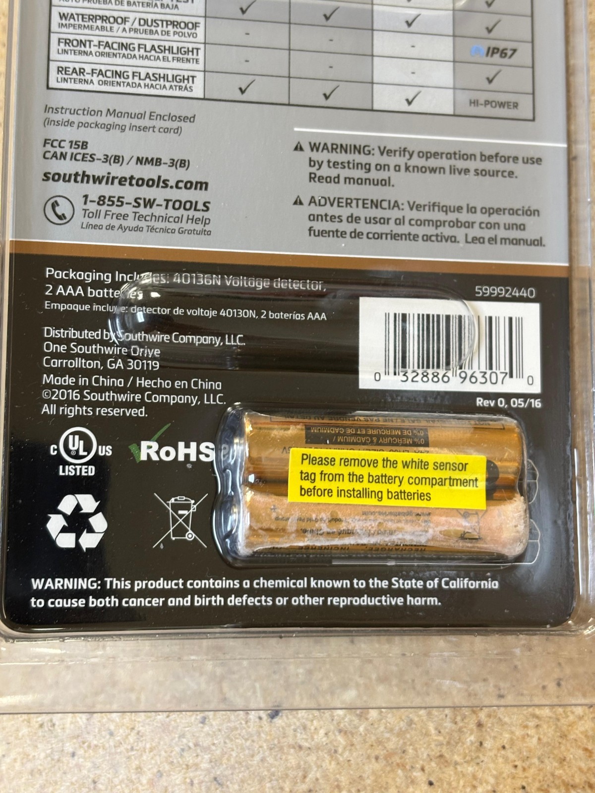 Southwire 40136N Advanced Non-Contact AC Voltage Detector 50-600v CAT IV 600V