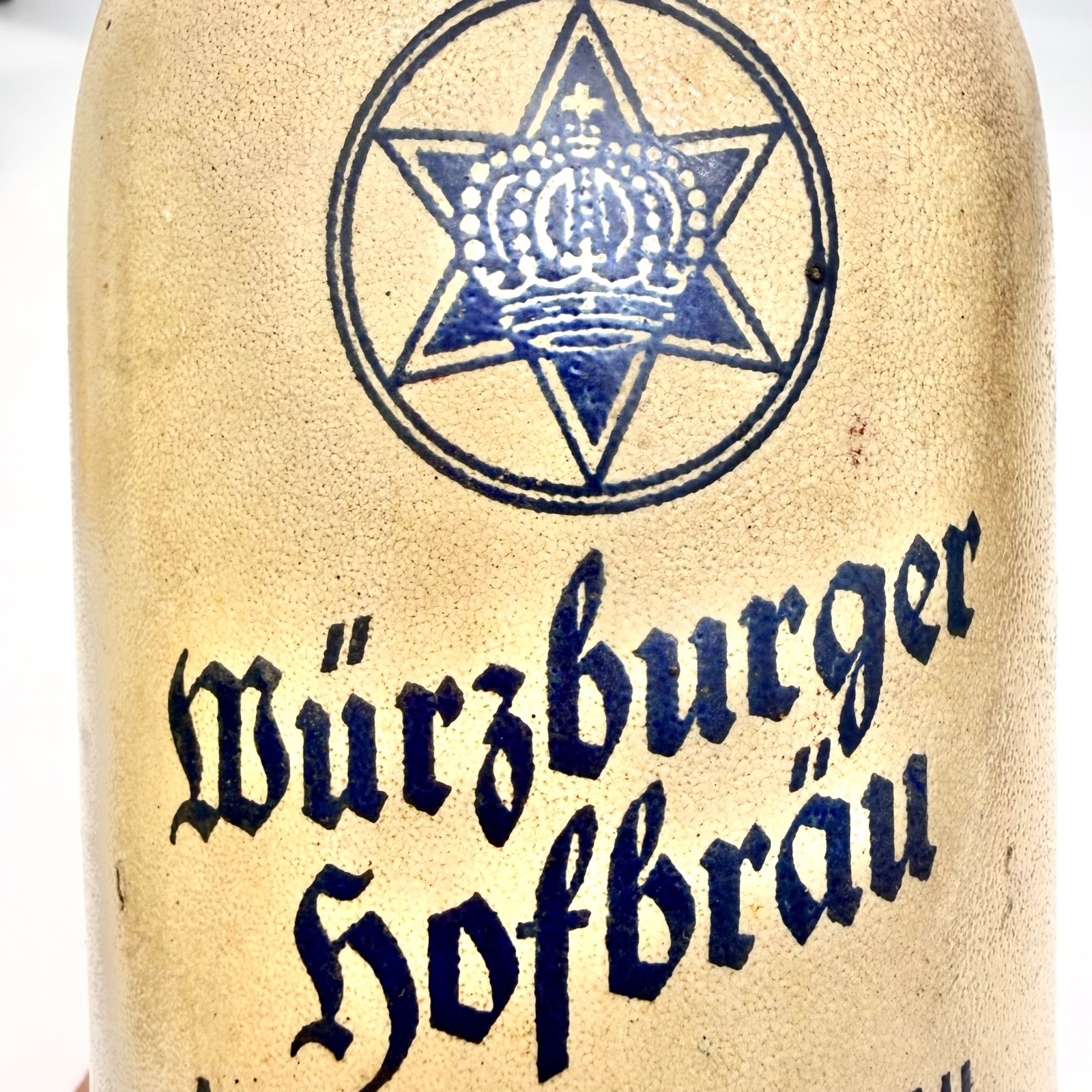 Würzburger Hofbräu Arnold's Hofbrau Beer Stein Mug Stoneware Beige Blue 0.5L