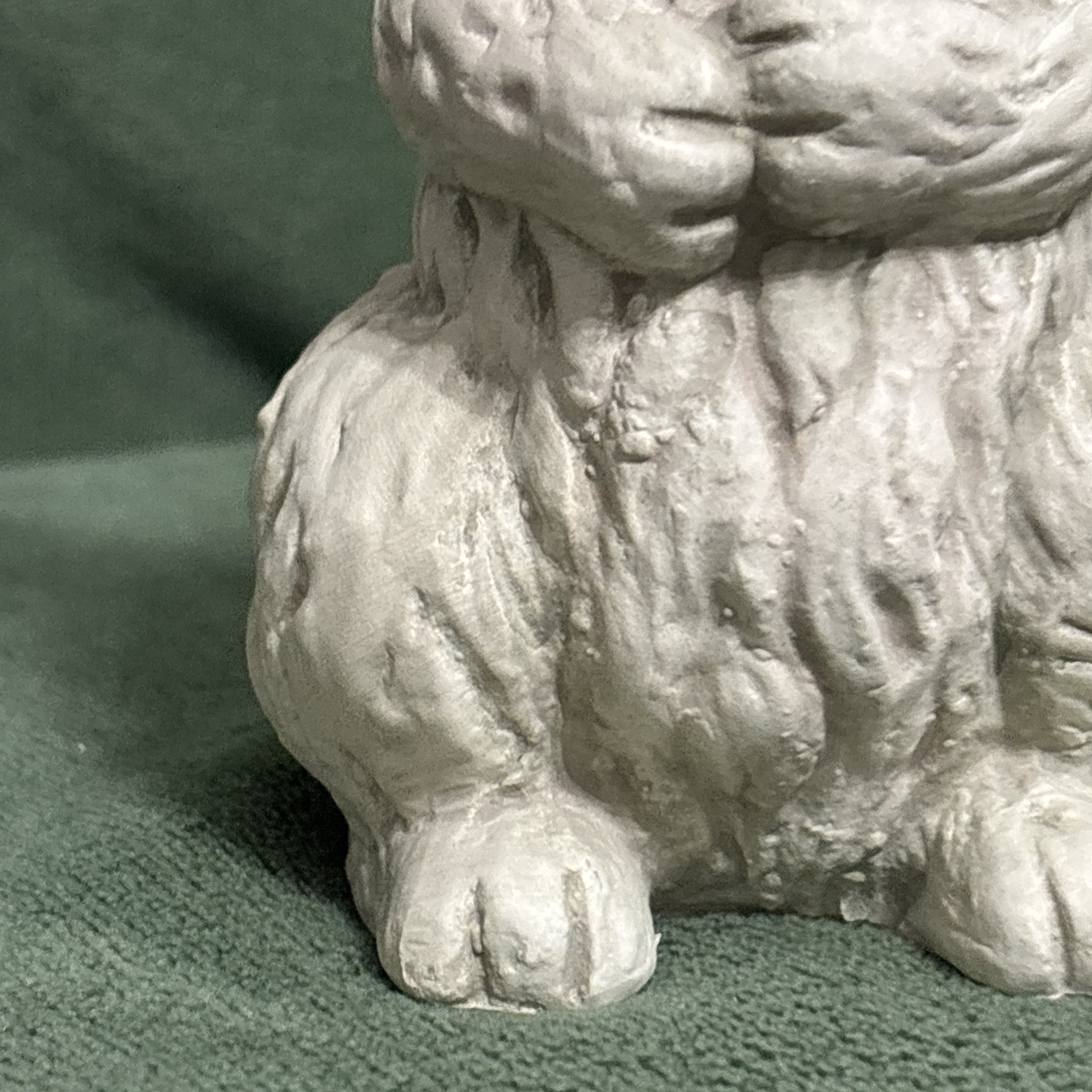 Russ Berrie & Co Nature’s Garden Standing Ceramic 7 In Bunny Figurine 17281