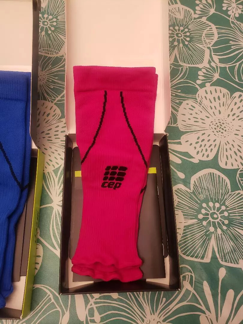 CEP Men's Pro+ SHORT CALF STYLE Compression Sleeves Performance Color & Size