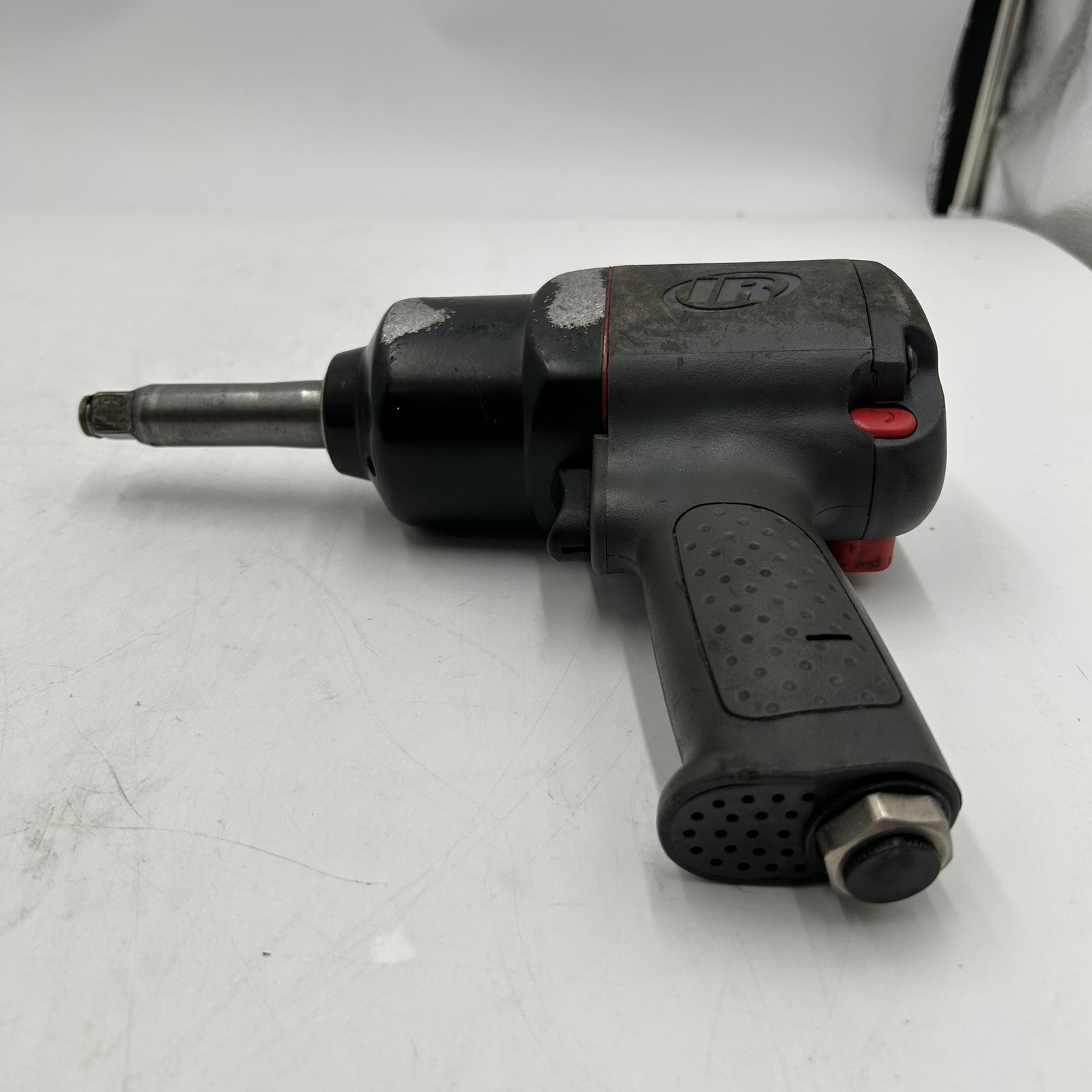 Ingersoll Rand 2130-2 1/2" Air Impact Wrench with 2" Extended Anvil, (Black)