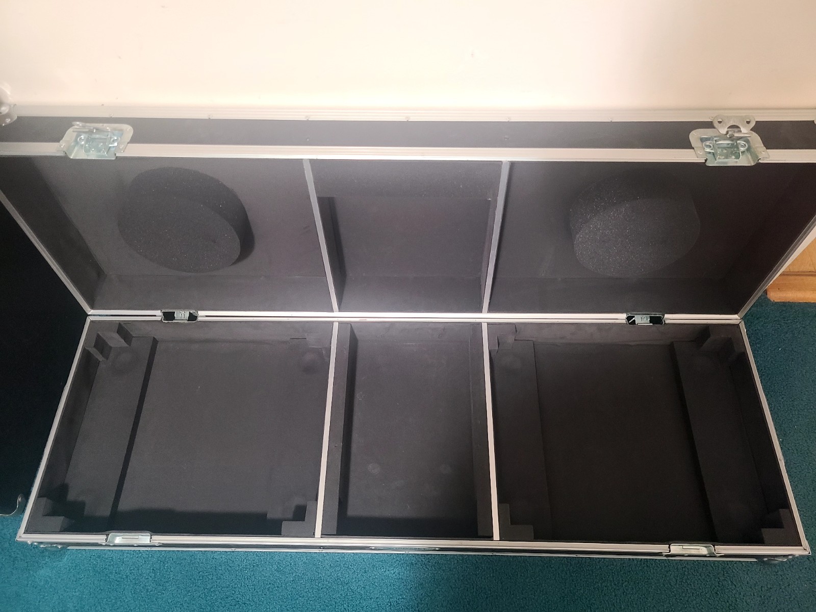 Odyssey DJ Coffin 10 inch Mixer