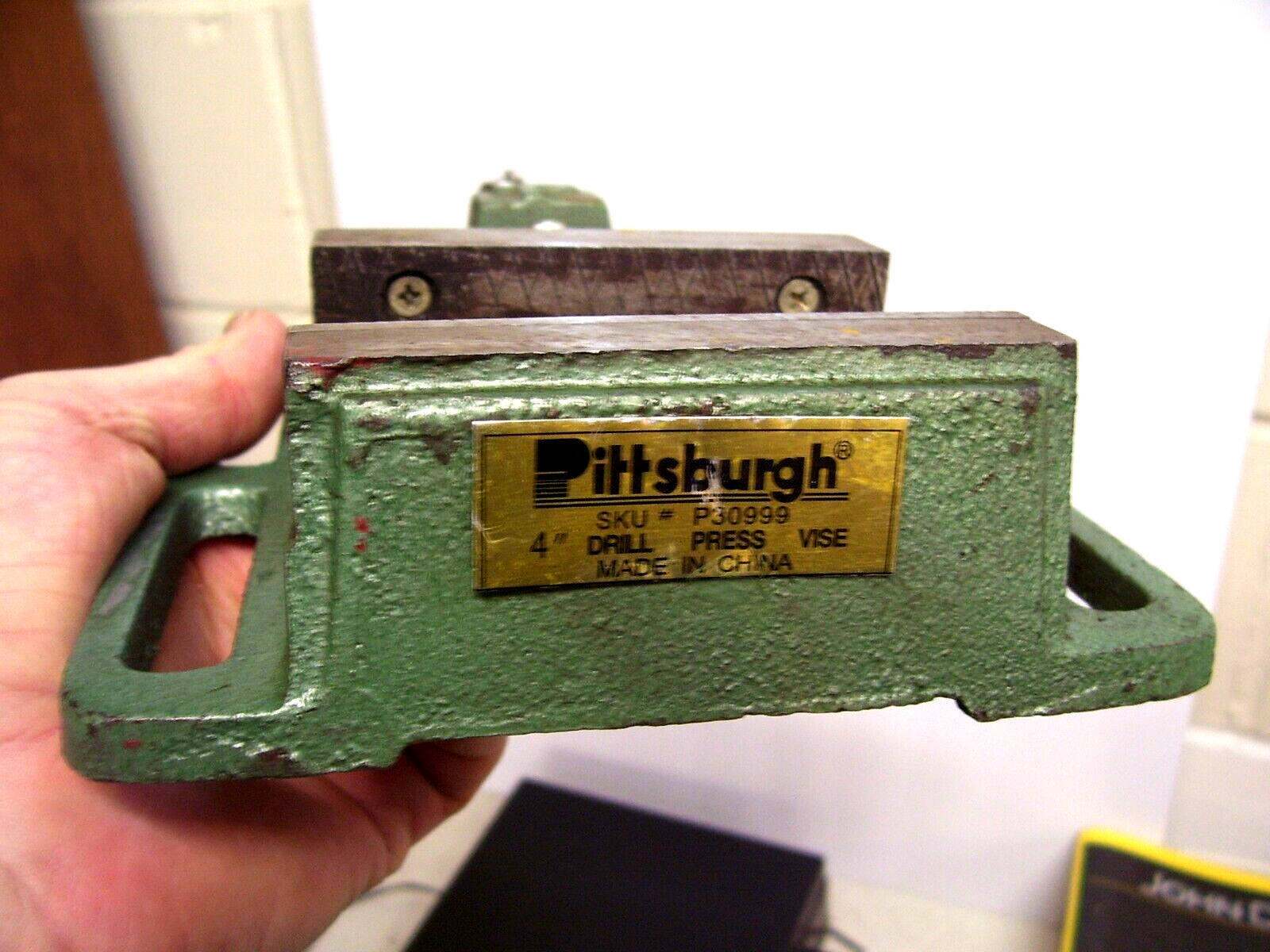 PITTSBURGH 4" JAW CAPACITY DRILL PRESS VISE P30999
