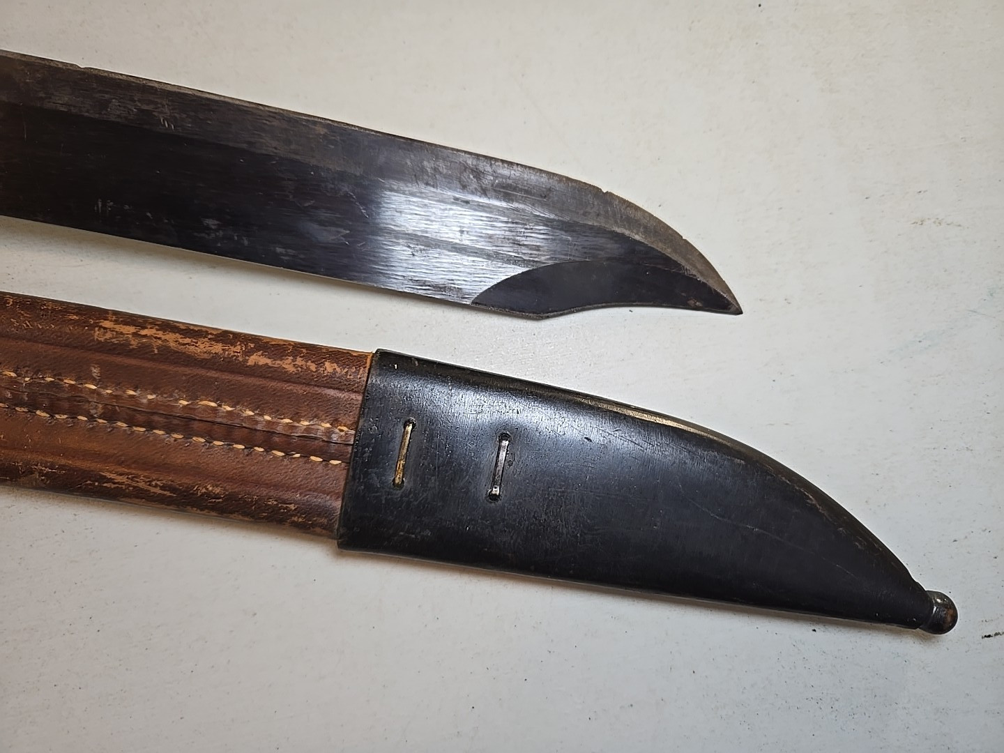 WWI Model 1917 or M1941 USN Naval Cutlass Sword w/Scabbard - US Navy - Klewang