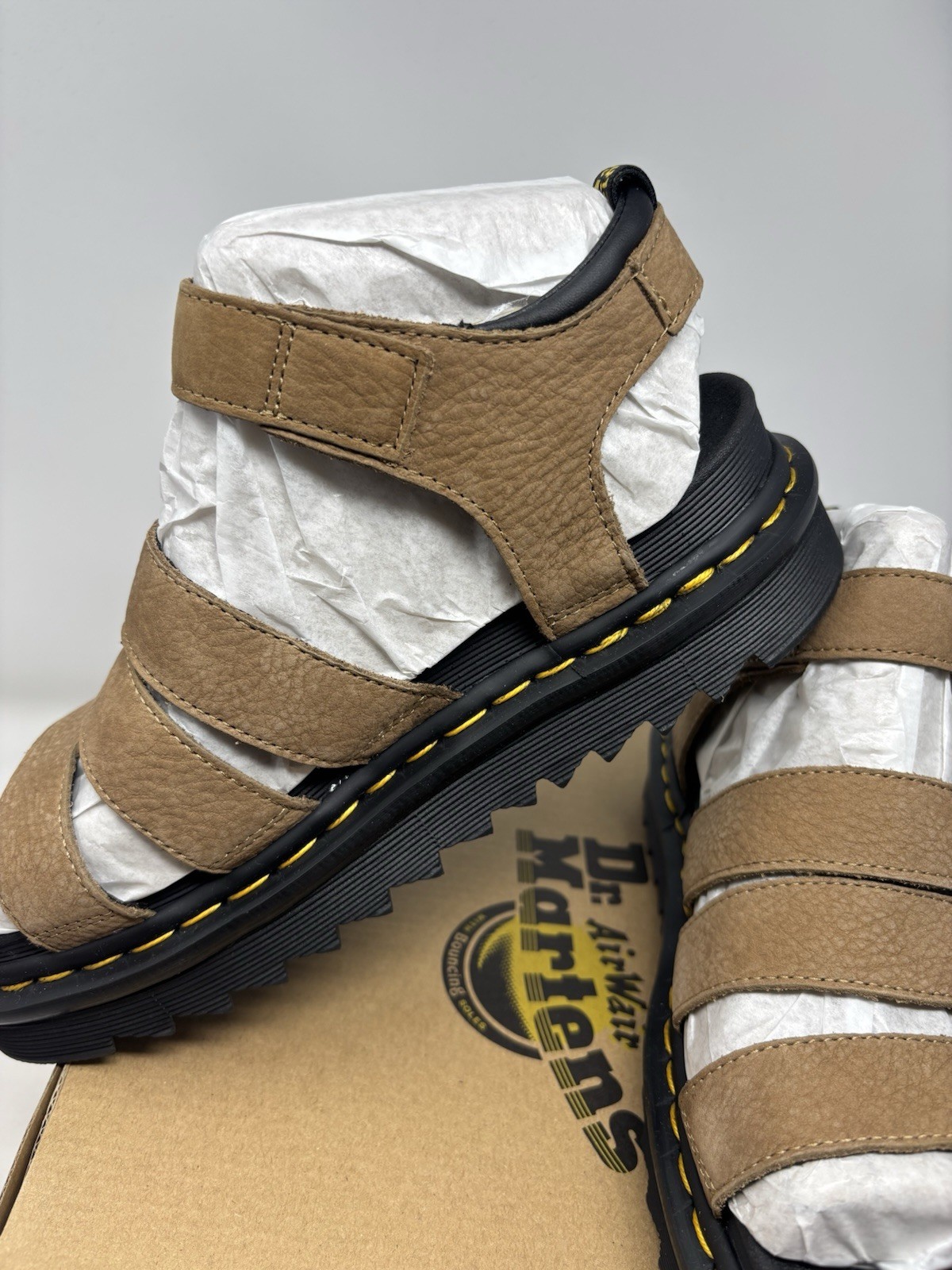 Dr Martens Blaire Savannah Tan Sandal Tumbled Nubuck 31735439 Womens Size 8