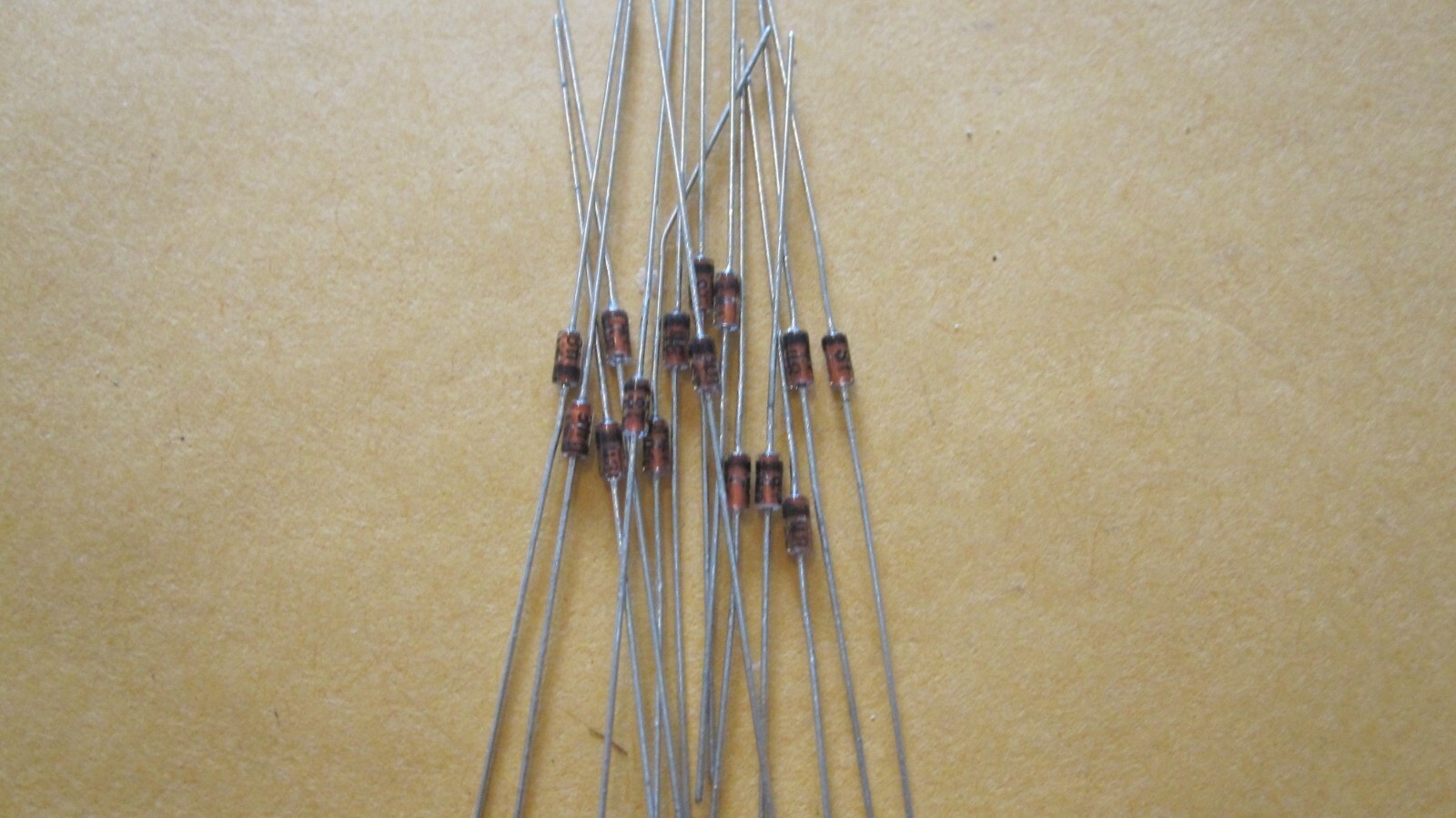 20 PCS DIODE 1N914 ,Fast Switching, Low Forward Voltage Drop Diodes