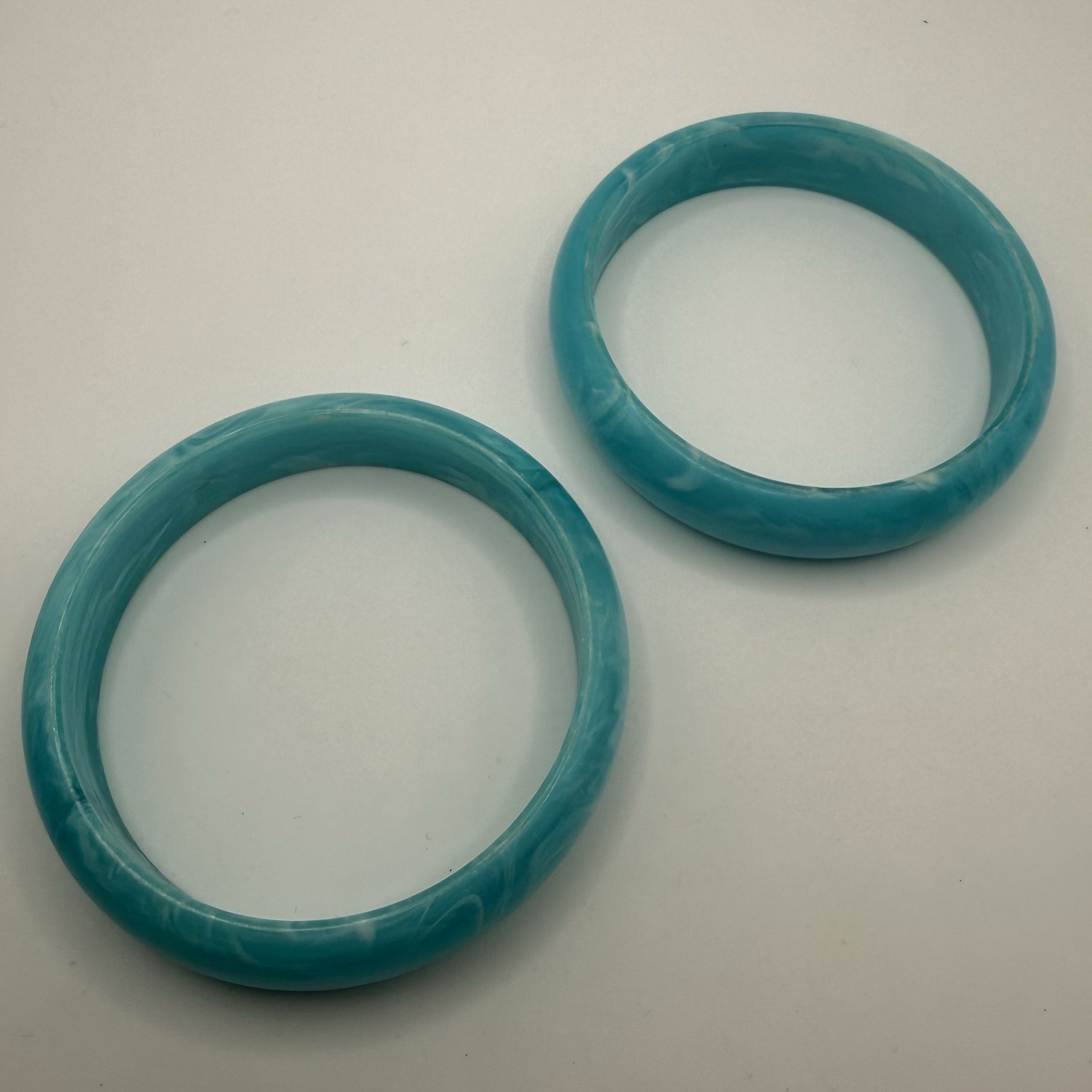 Lot of 2 Vintage Bangle Bracelets MCM Marbled Baby Blue Plastic Lucite 8”