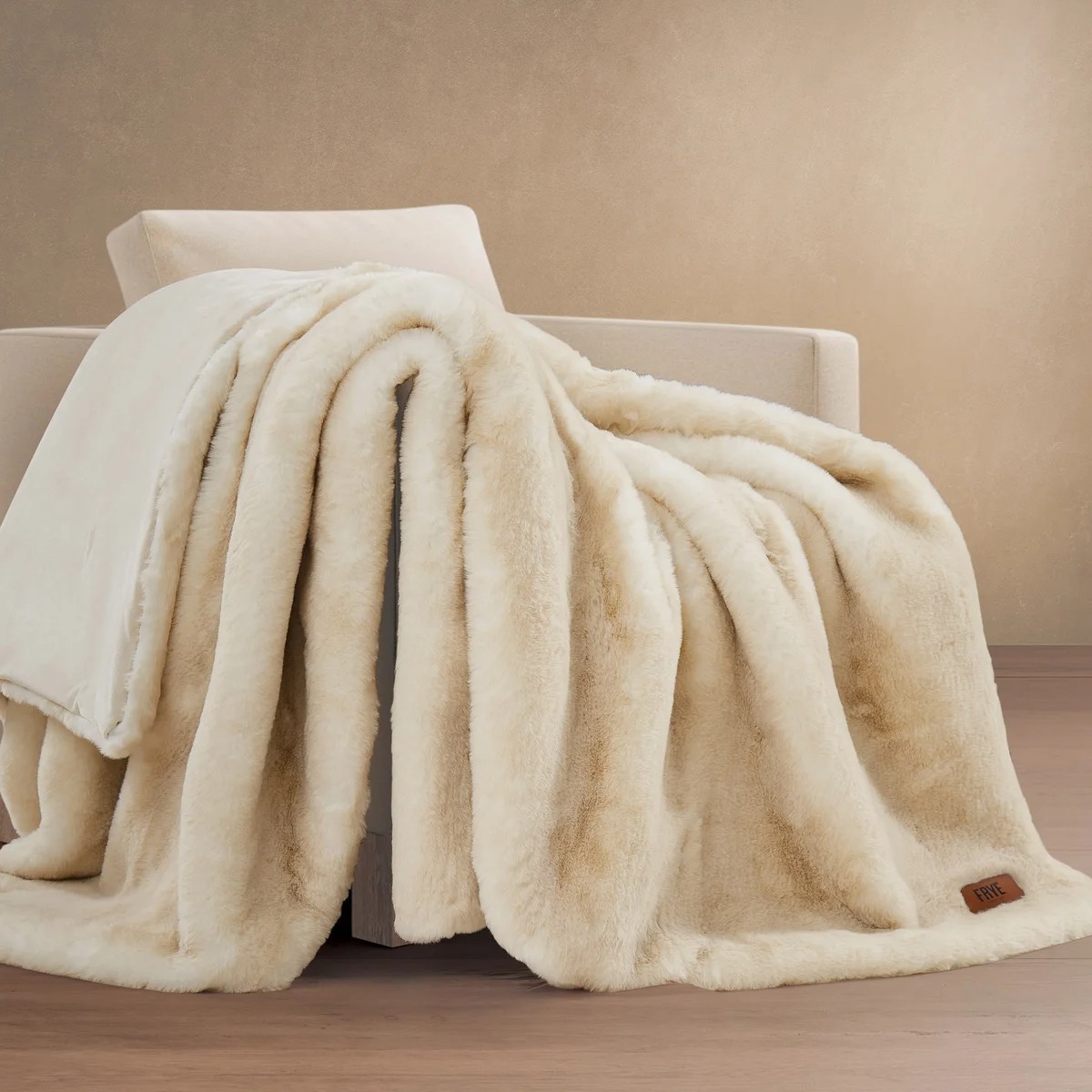 FRYE Luxe Faux Fur Luxury Throw, Reversible 60" X 70" Beige 1796169 Silky Soft