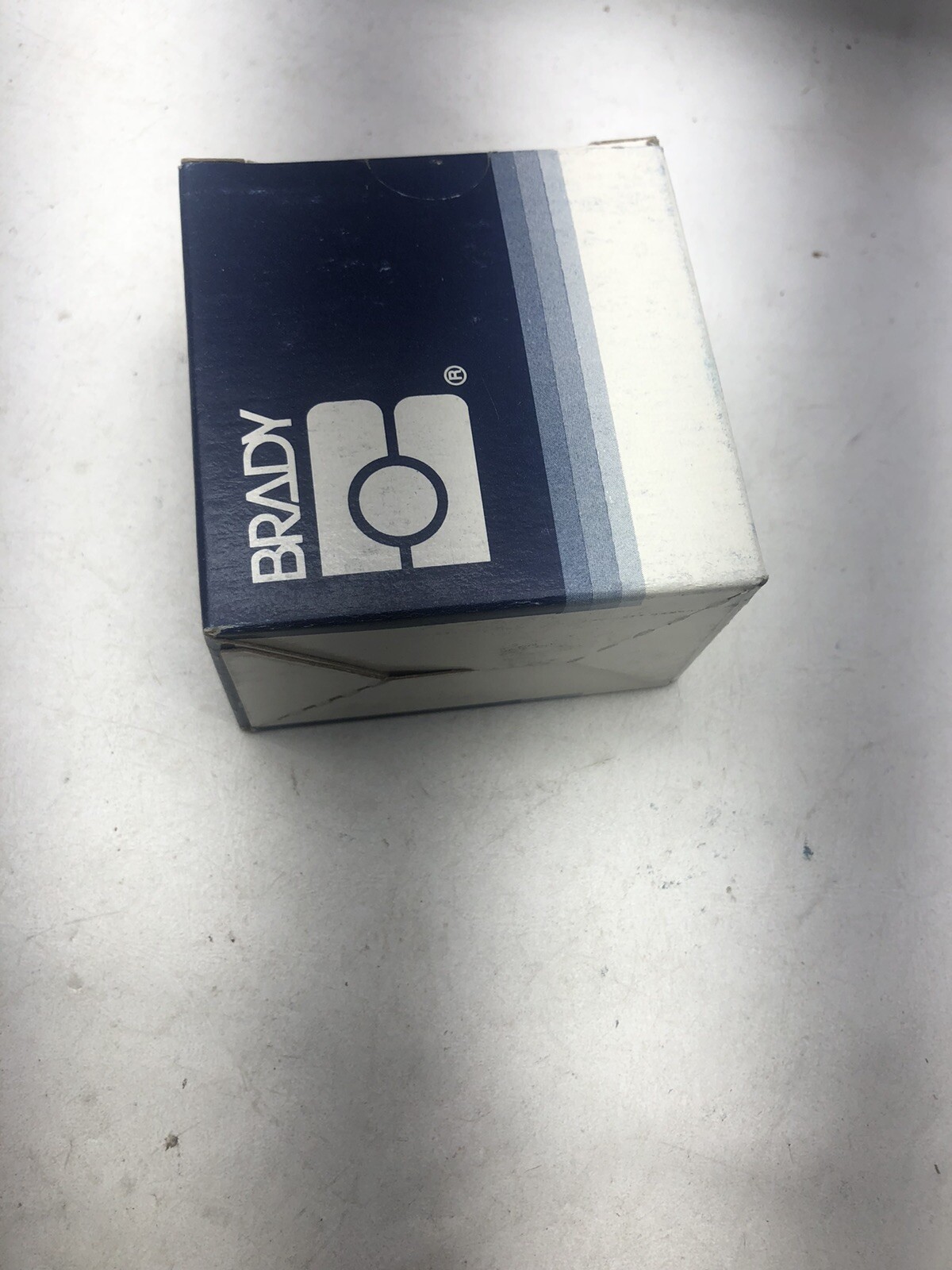 NEW BRADYSLEEVE WIREMARKER 32544 / WMS-617-321 250 CNT ROLL 1.5" X 1.00"