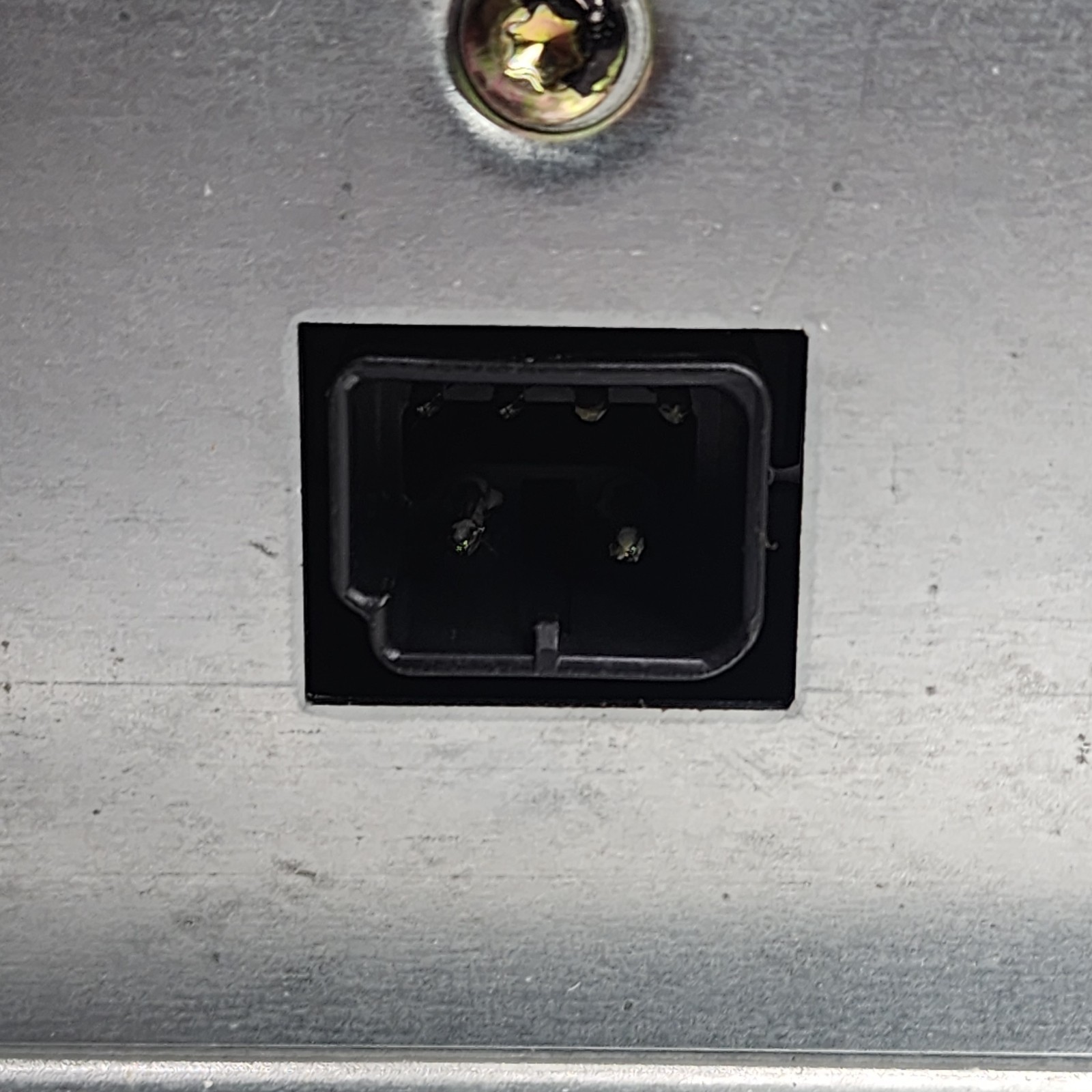 MACH 460 Factory 1997-04 Ford OEM Mustang Replacement Rear Amp Amplifier TESTED