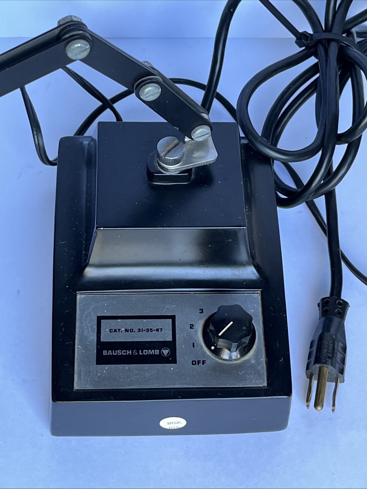 Bausch & Lomb StereoZoom 4 0.7x-3x Microscope 20x wf eyepiece & Illuminator