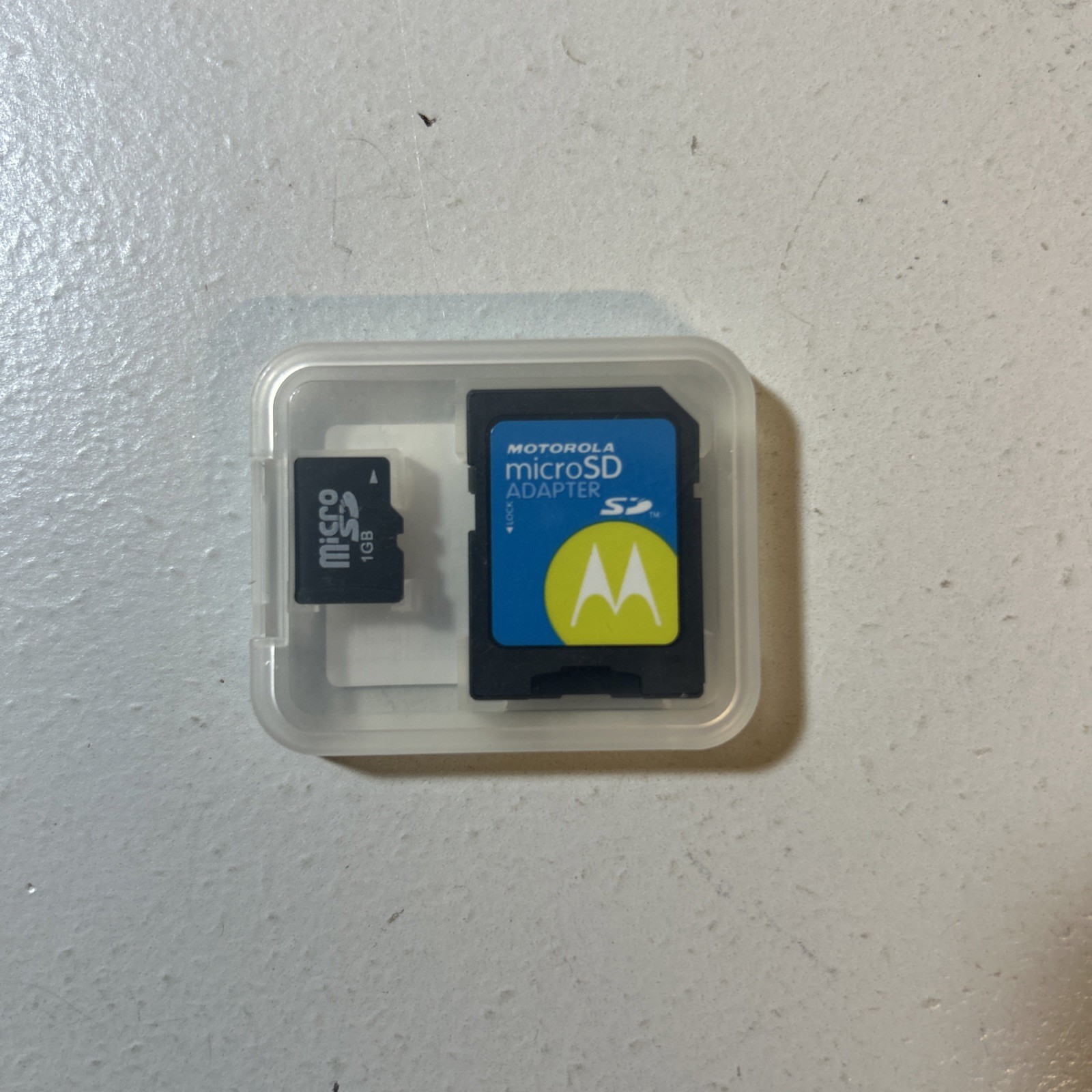 NEW 1GB SanDisk Micro SD Memory Card with miniSD + SD Adapter Retail